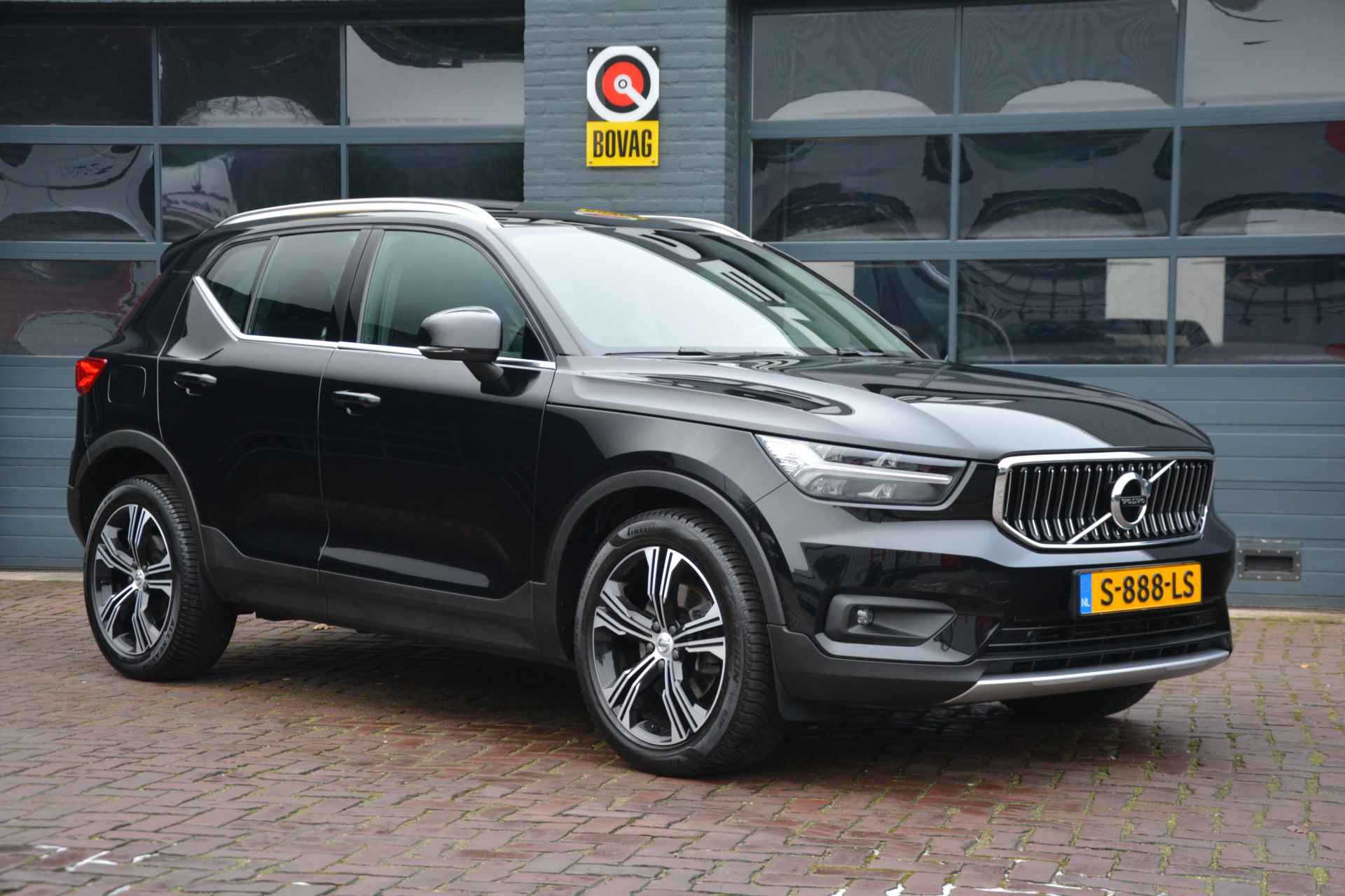 Volvo XC40 2.0 T4 Inscription - 5/29