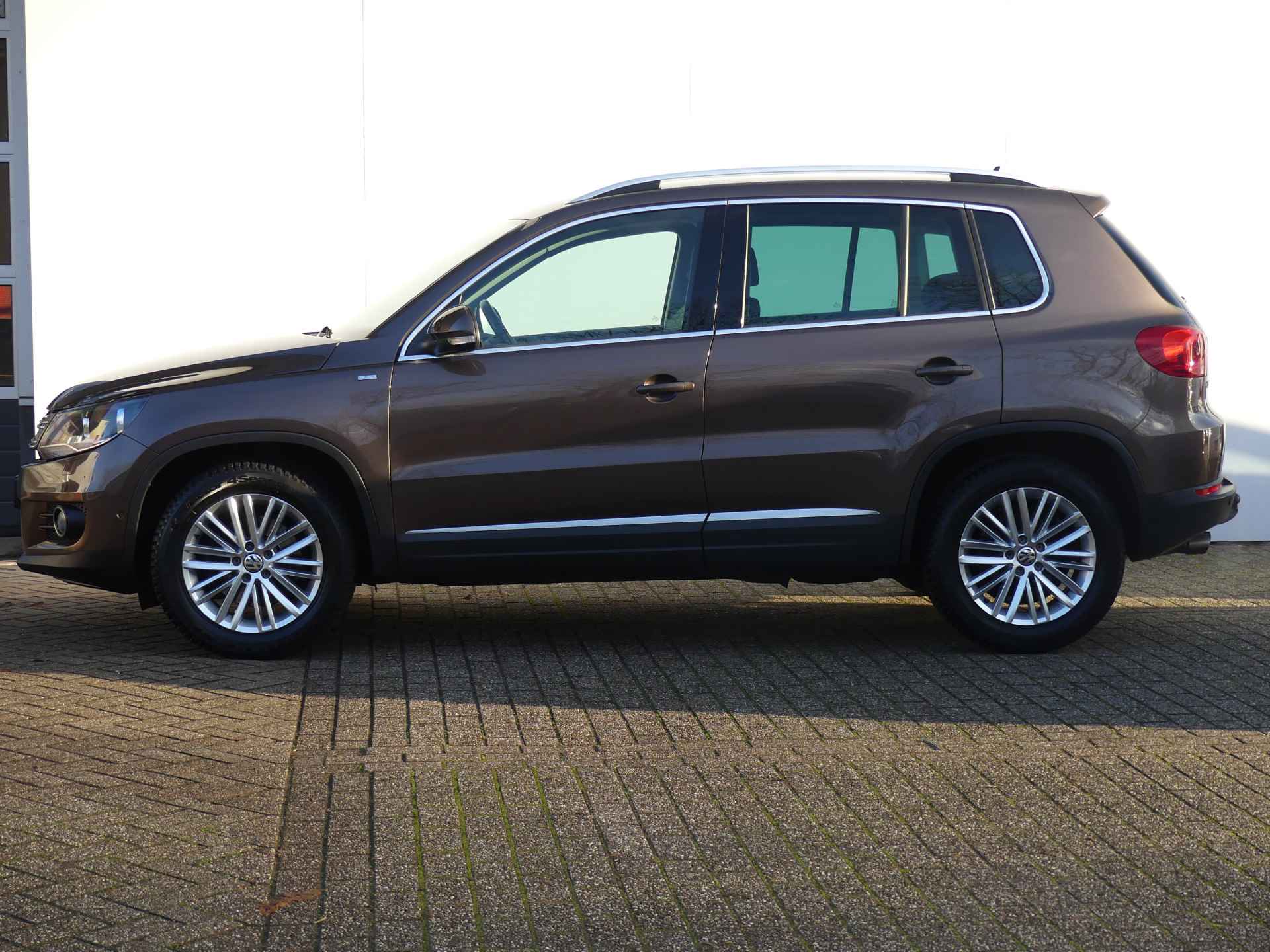 Volkswagen Tiguan 1.4 TSI 160PK Sport&Style Cup DSG-6 | TREKHAAK | STOELVERWARMING | PARKEERSENSOREN V+A | - 30/34