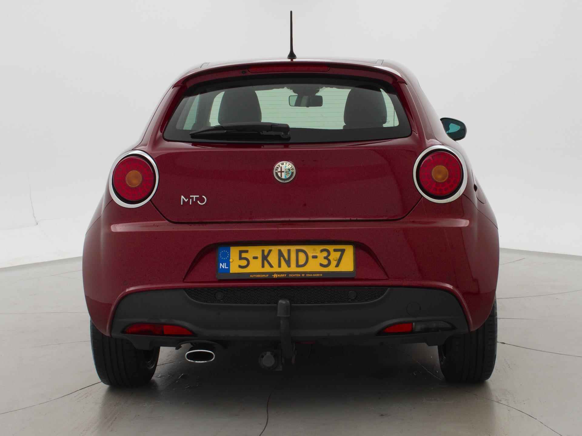 Alfa Romeo MiTo 1.3 JTDm DISTINCTIVE + LEDER / TREKHAAK / CLIMATE / CRUISE CONTROL - 10/31