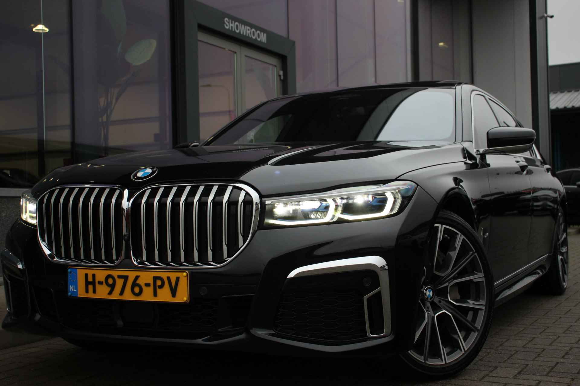 BMW 7 Serie 750Ld xDrive High Executive | Vol Opties! | M-Sport | NP: €200.000 | Orig. NL | Dealeronderhouden - 3/50