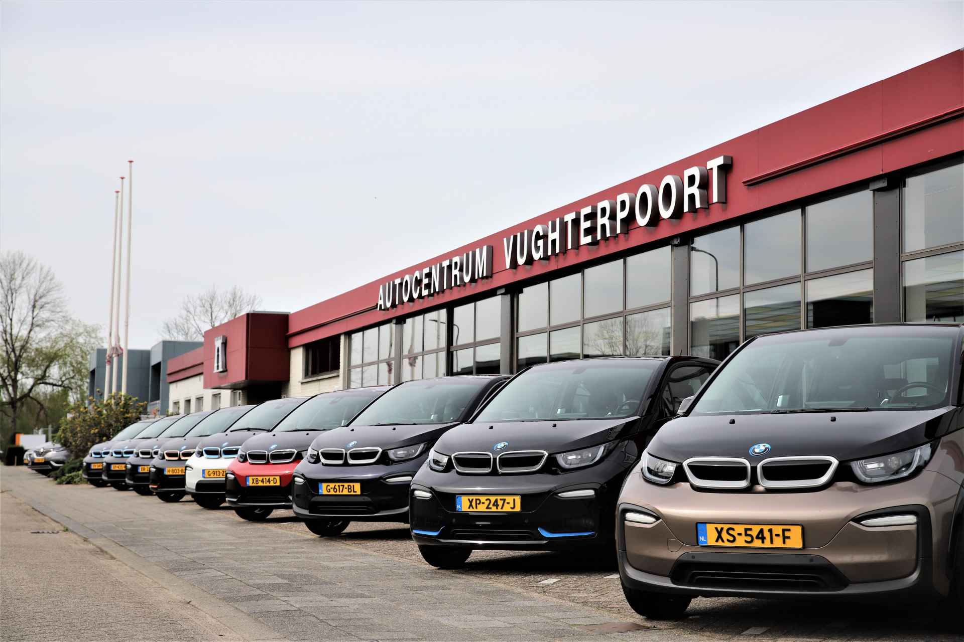 BMW i3 S Executive 120Ah/ 42 kWh/184pk/3-Fase/20"/W-pomp/Loft - 16/41