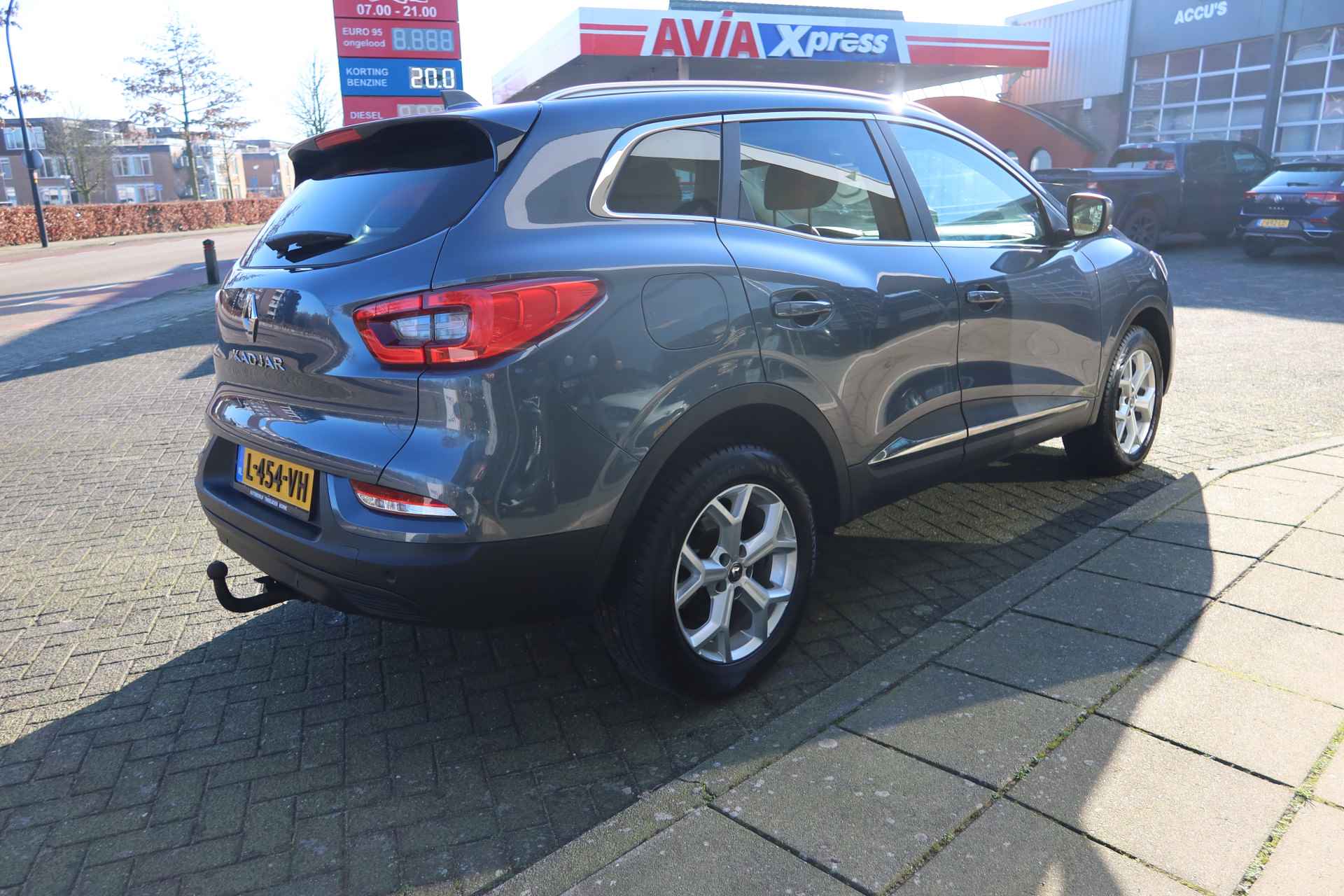 Renault Kadjar 1.3 TCe Limited 140PK NAVI I TREKHAAK I ALL-Season - 6/28