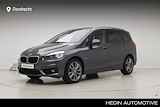 BMW 2 Serie Gran Tourer 220i 7 persoons | 3e zitrij | Trekhaak | Sportline | Stoelverwarming |