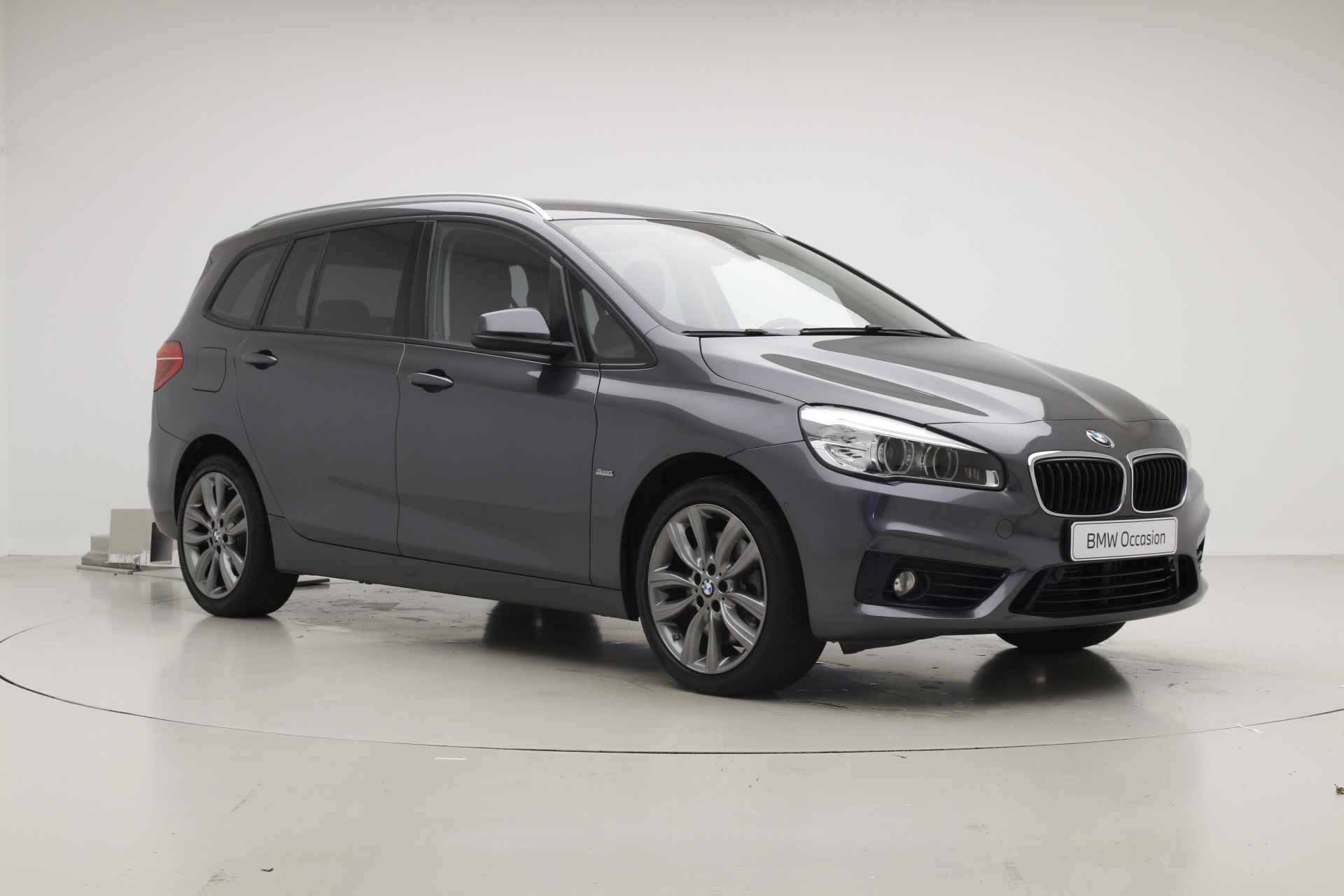 BMW 2 Serie Gran Tourer 220i 7 persoons | 3e zitrij | Trekhaak | Sportline | Stoelverwarming | - 4/35