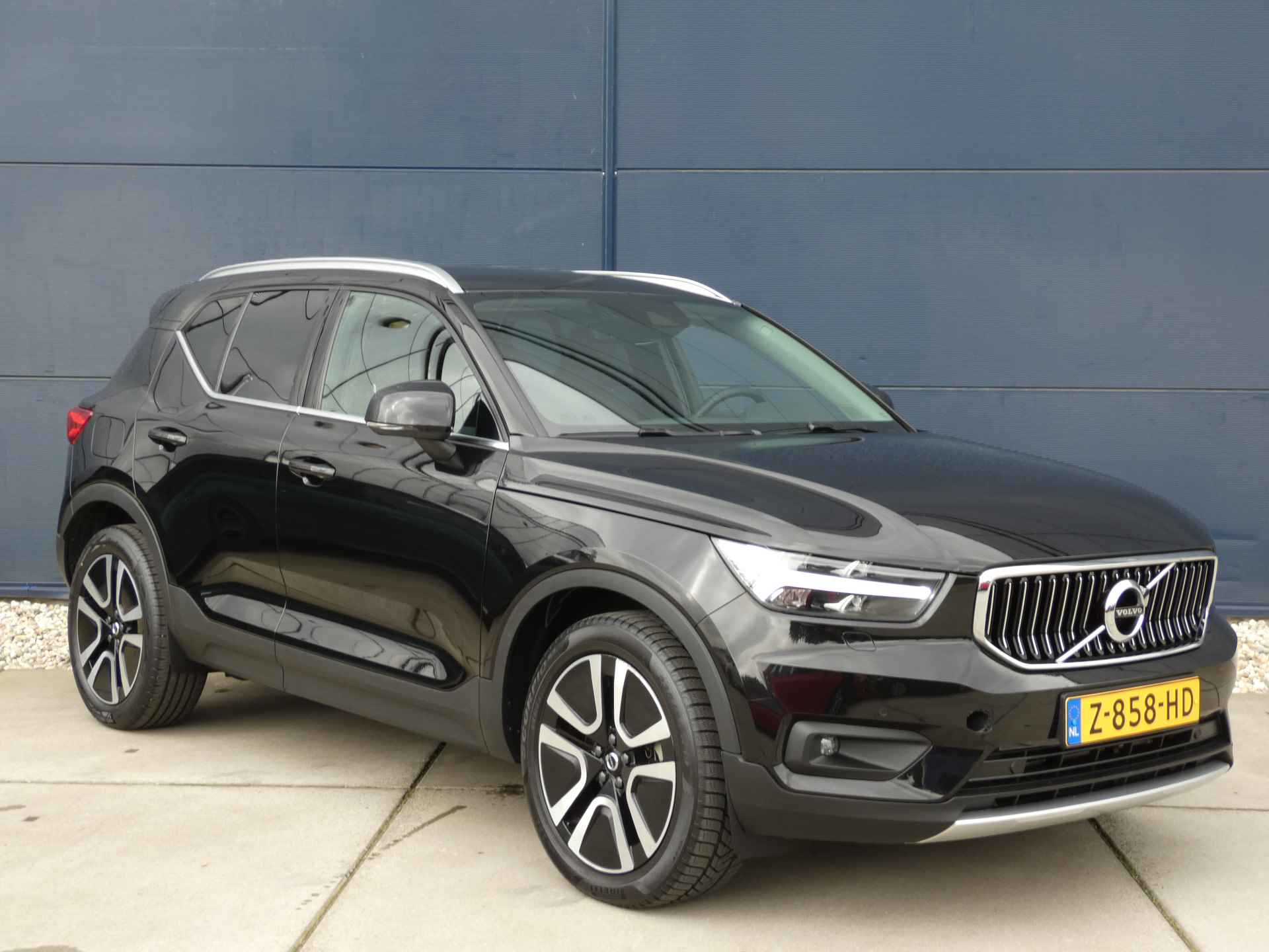 Volvo XC40 1.5 T4 Recharge Inscription Expression Automaat | Camera | Navigatie | Stoel Elektr. Verstelbaar - 9/50