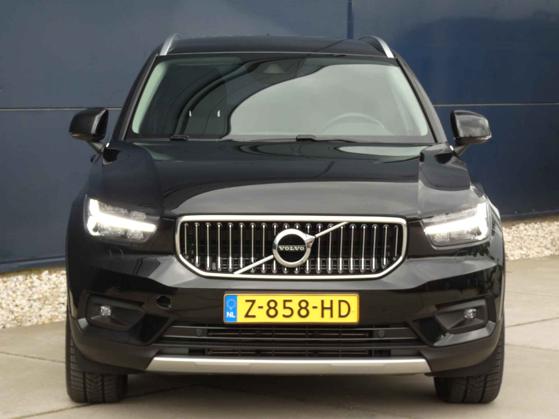 Volvo XC40 1.5 T4 Recharge Inscription Expression Automaat | Camera | Navigatie | Stoel Elektr. Verstelbaar - 10/50