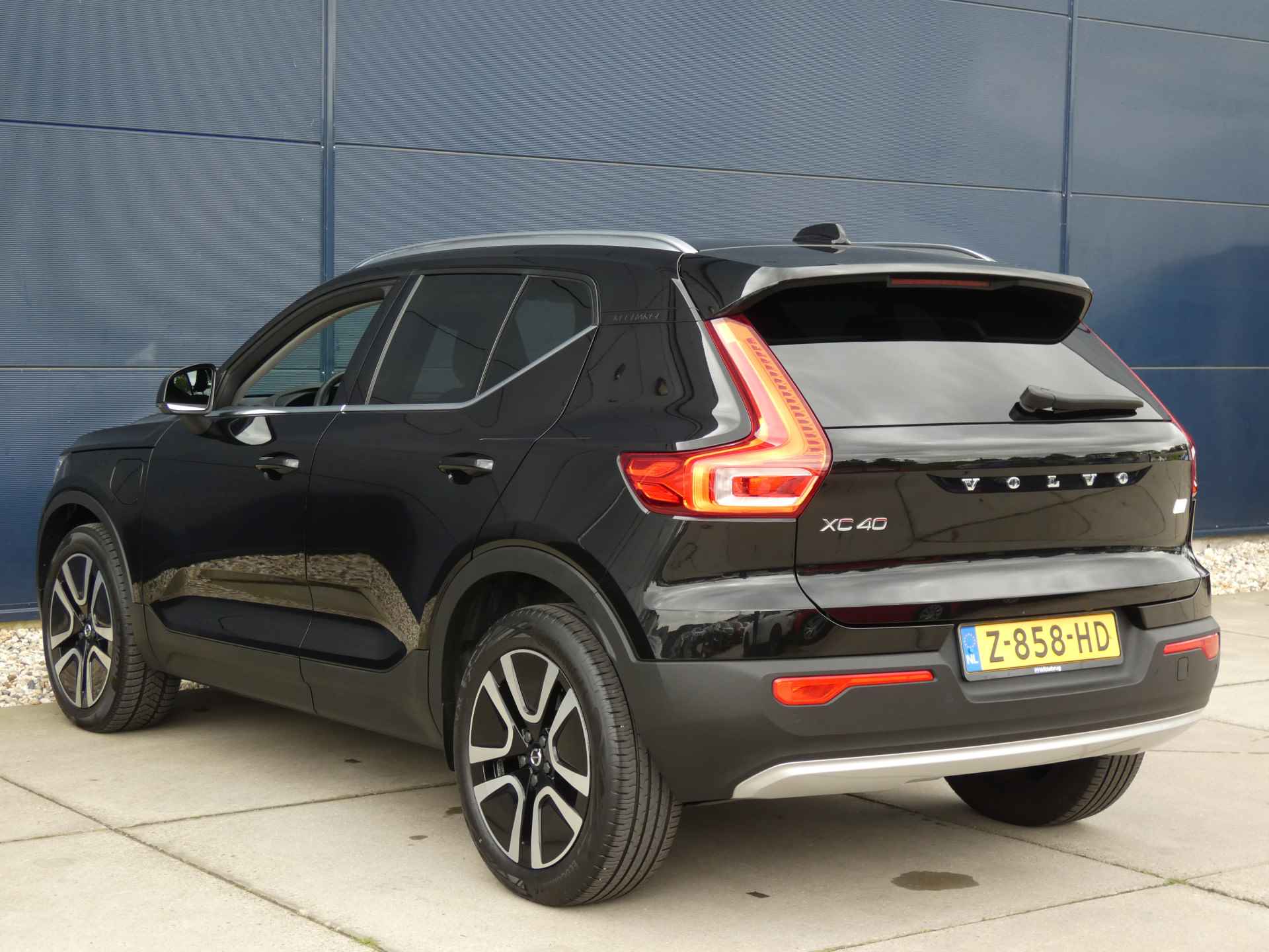 Volvo XC40 1.5 T4 Recharge Inscription Expression Automaat | Camera | Navigatie | Stoel Elektr. Verstelbaar - 18/50