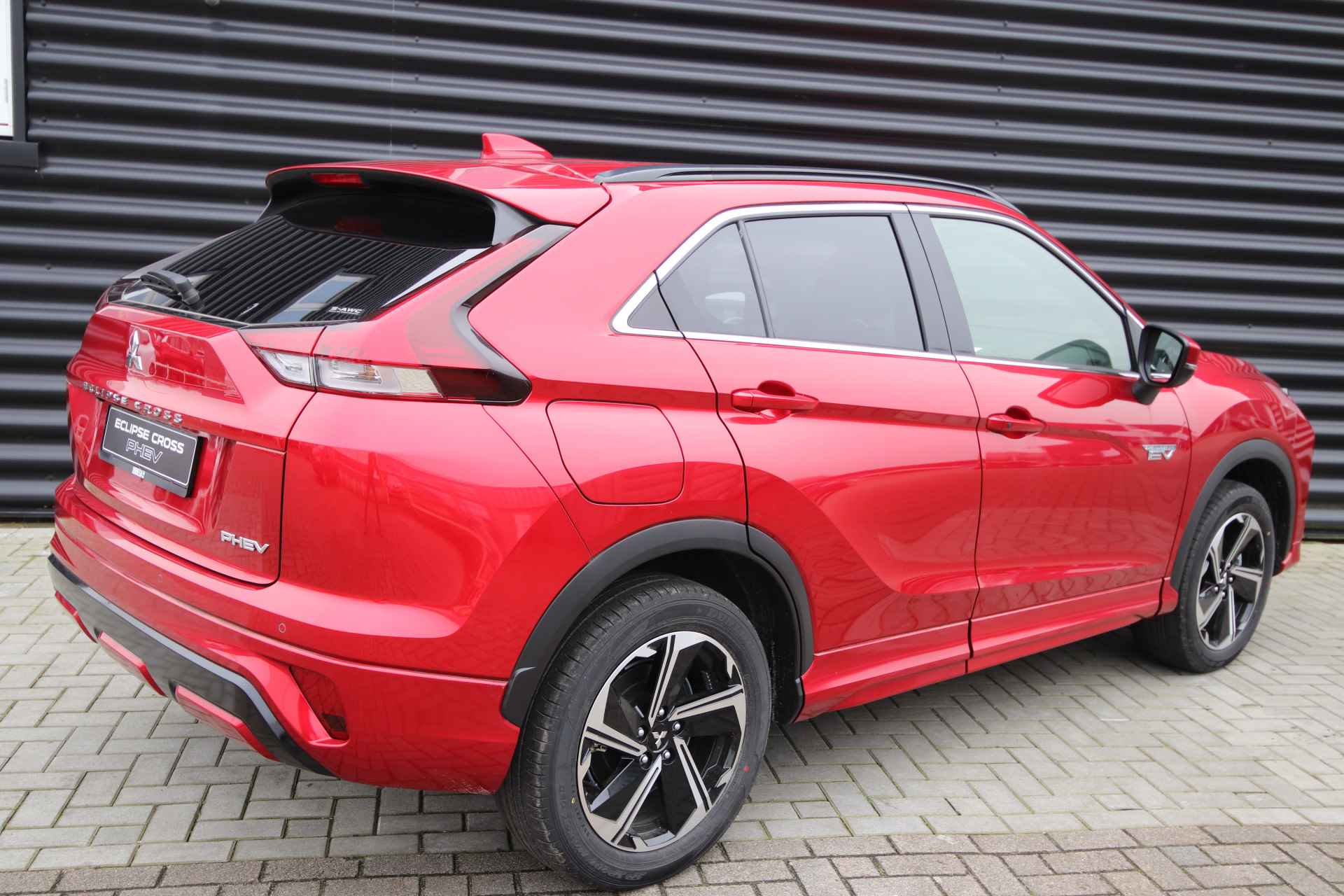 Mitsubishi Eclipse Cross 2.4 PHEV Executive NIEUW, Red Diamond € 8.845,- Voordeel! - 2/68