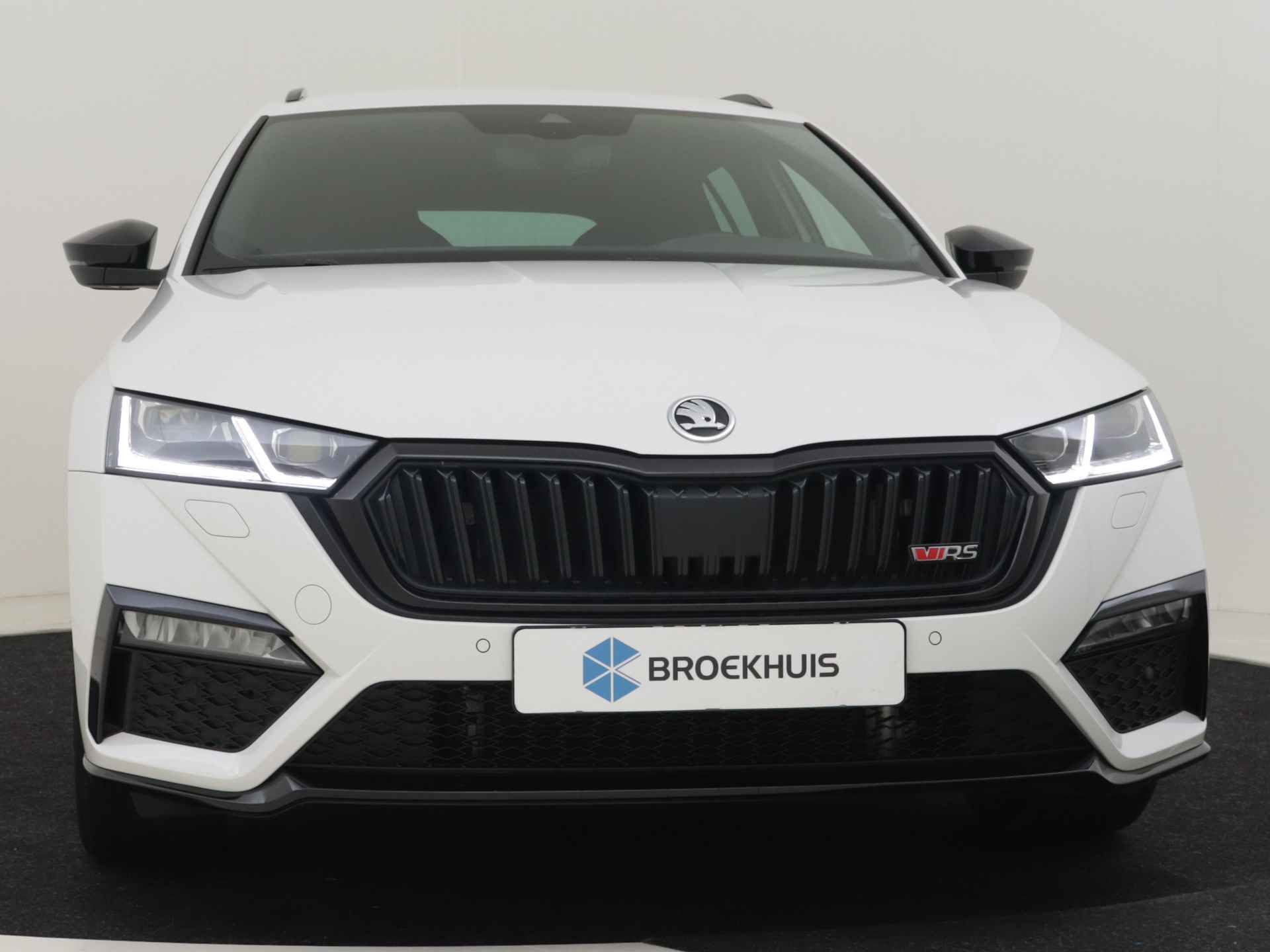 Škoda Octavia Combi 1.4 TSI RS 245 PHEV Business | Cruise control | Navigatie via app | App connect | Dab radio | Led koplampen | Keyless | 18 - 28/42