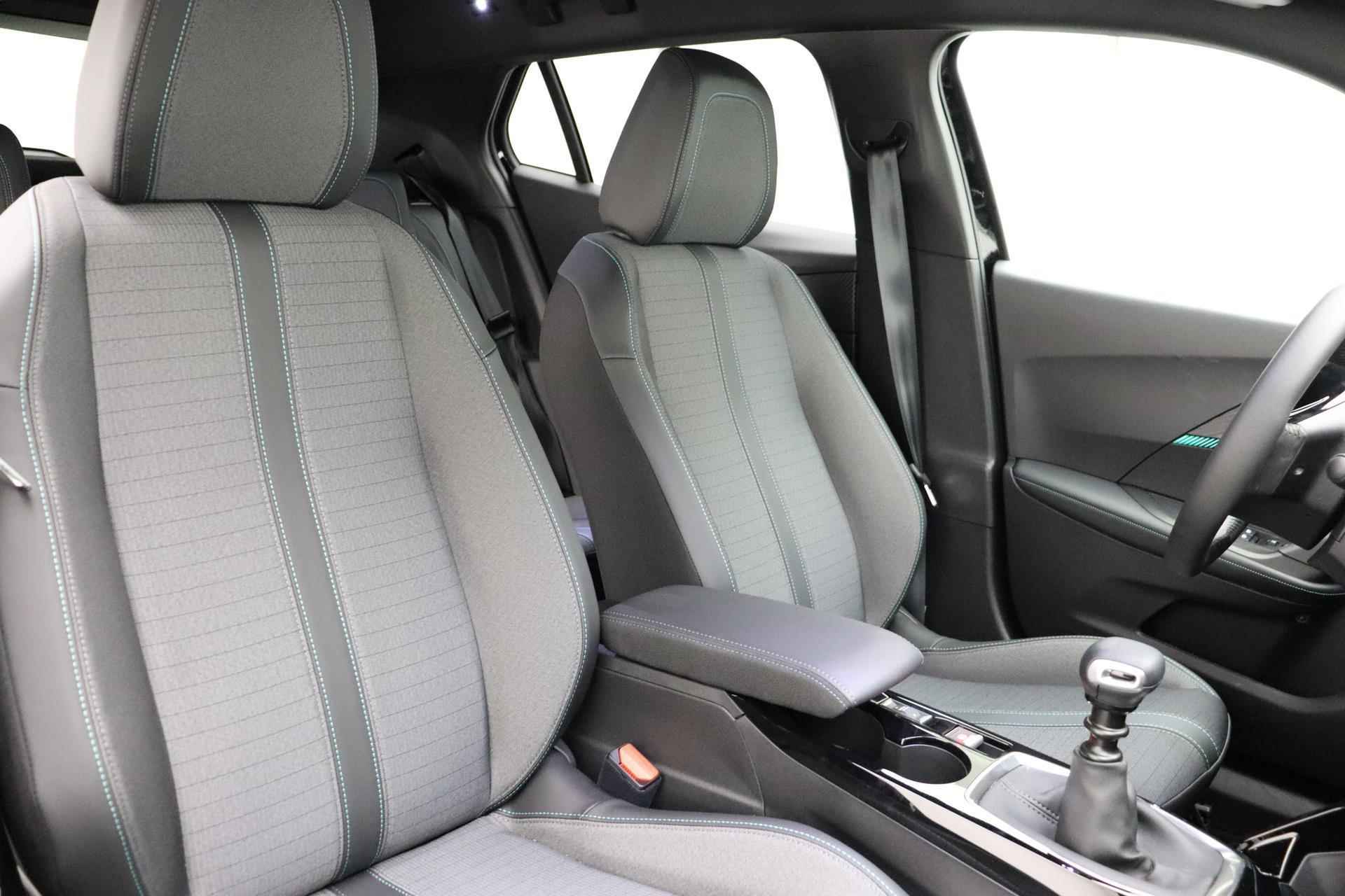 Peugeot 2008 1.2 PureTech Allure Pack | 3D Cockpit | Cruise control | Apple Carplay / Android Auto | - 11/31
