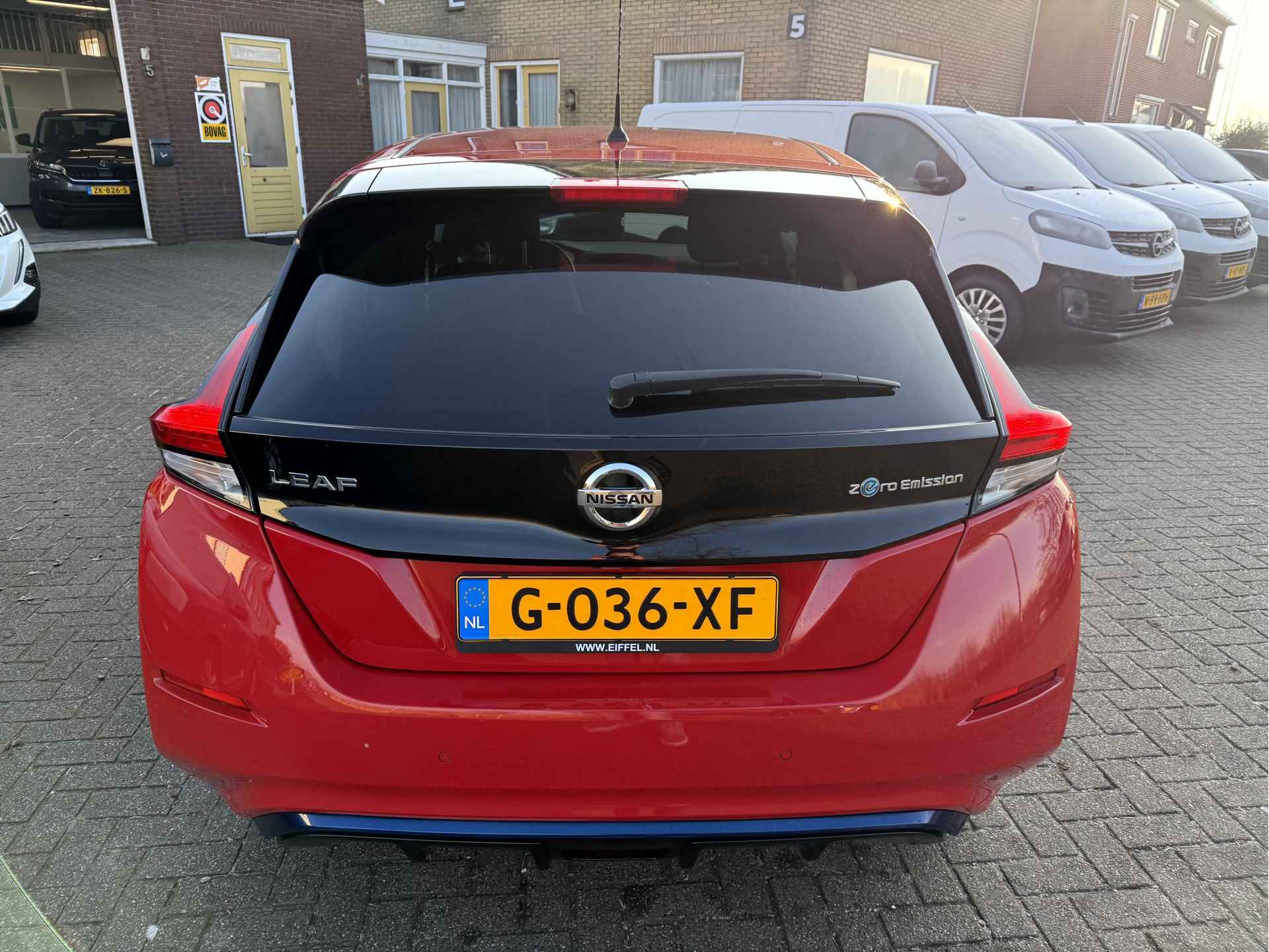 Nissan Leaf e+ N-Connecta 62 kWh 365km actieradius, Camera, Stoelverwarming - 17/28