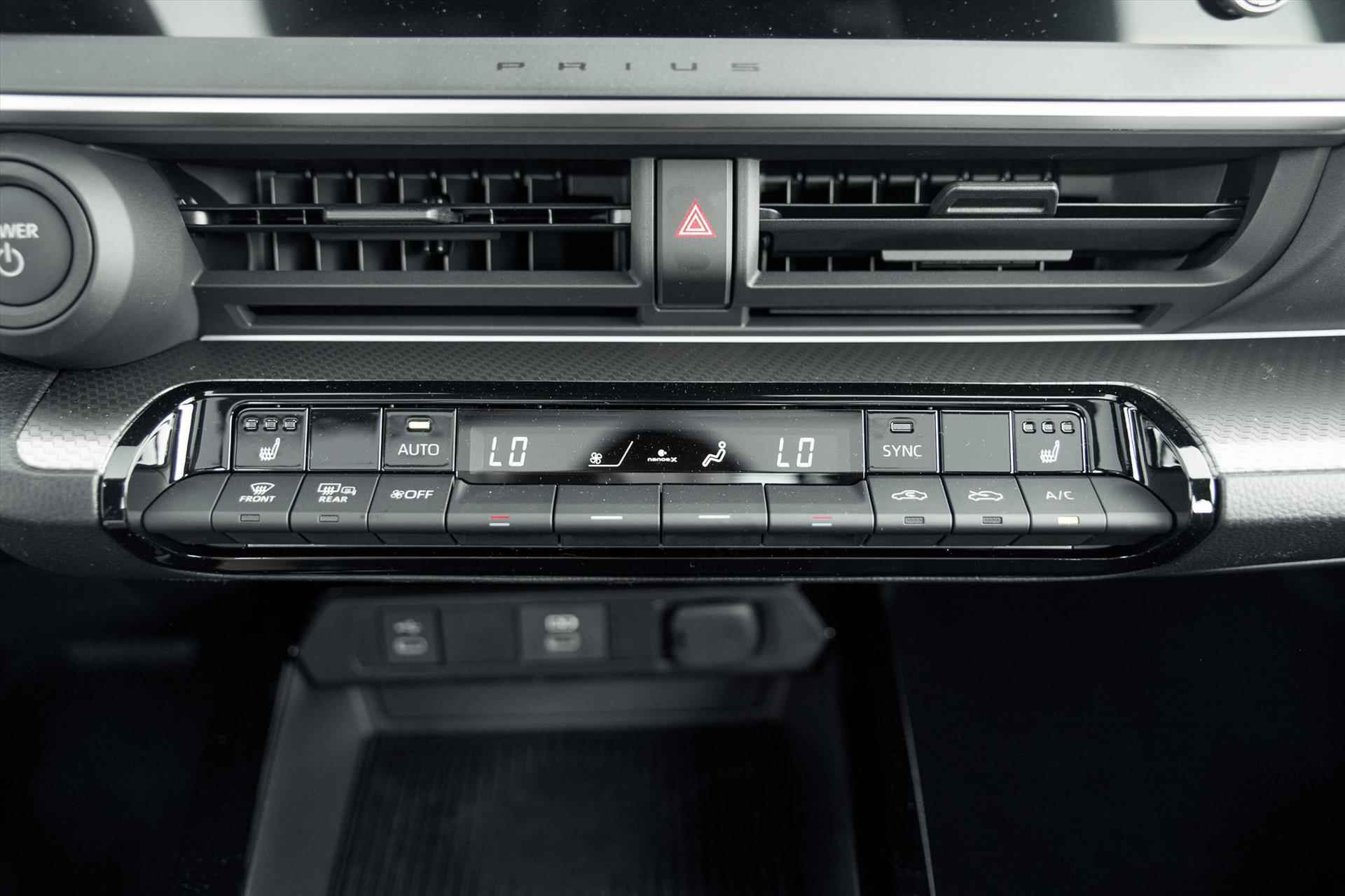 Toyota Prius Executive 2.0 Plug-In Hybrid 223pk CVT | DEMO VOERTUIG - 6/35