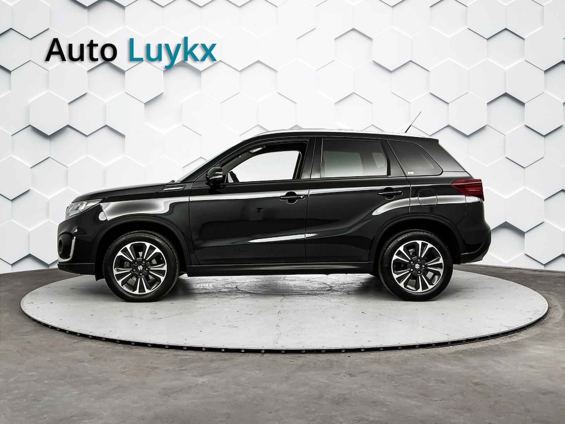 Suzuki Vitara 1.4 Boosterjet Style Smart Hybrid | Navigatie | Lederen Bekleding | Adaptieve Cruise Control - 2/38