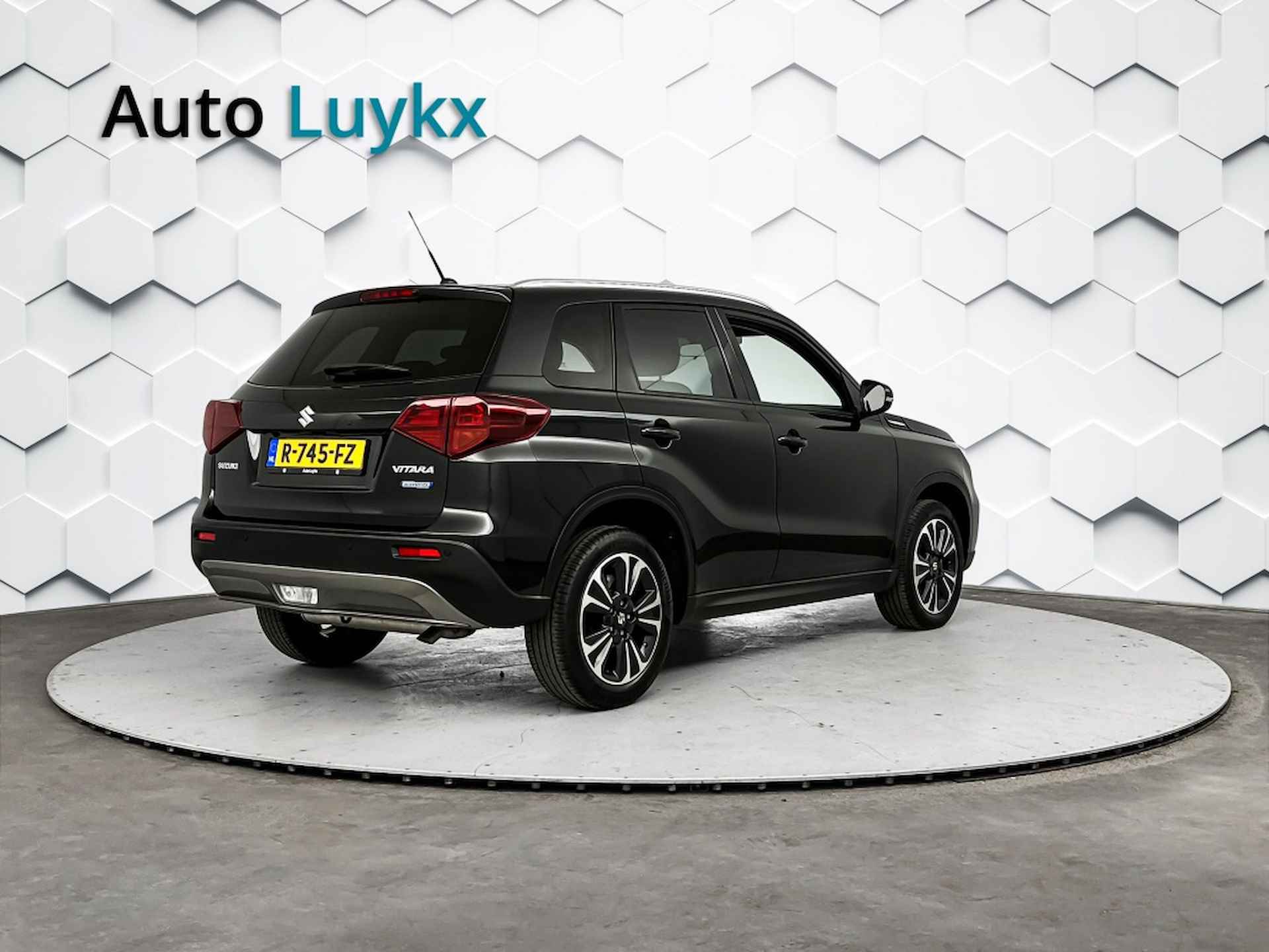 Suzuki Vitara 1.4 Boosterjet Style Smart Hybrid | Navigatie | Lederen Bekleding | Adaptieve Cruise Control - 9/38