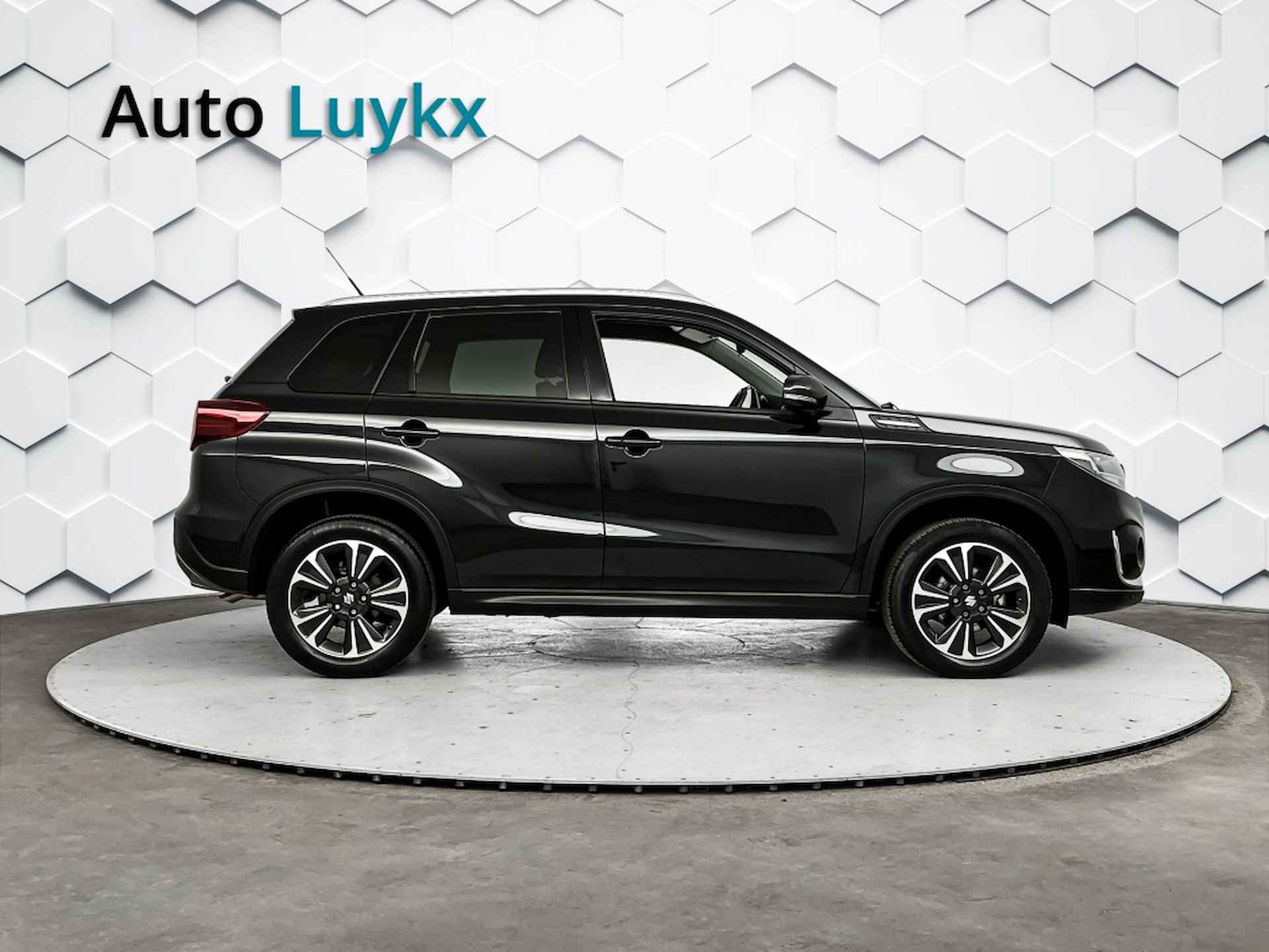 Suzuki Vitara 1.4 Boosterjet Style Smart Hybrid | Navigatie | Lederen Bekleding | Adaptieve Cruise Control - 10/38