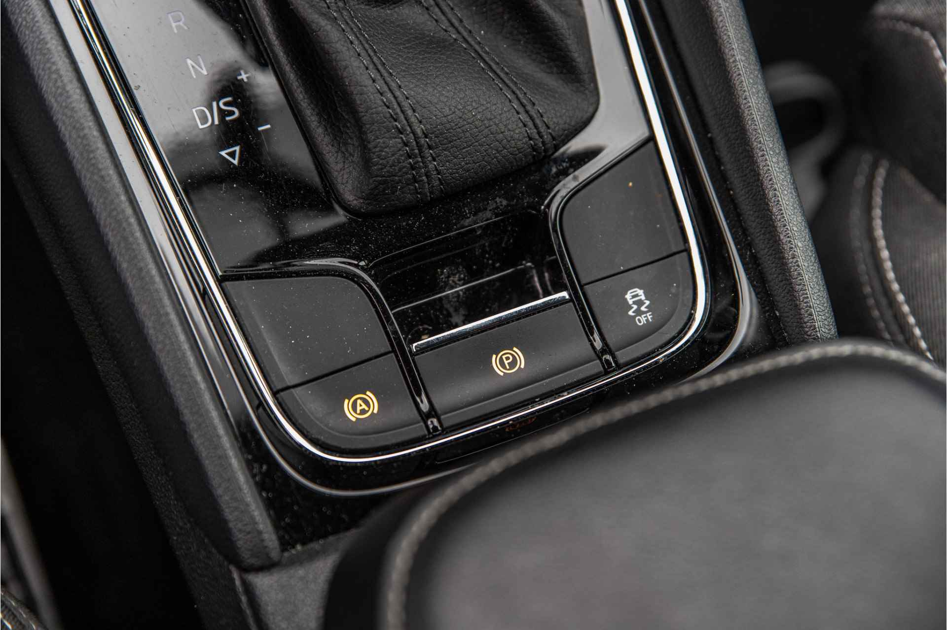 Škoda Kodiaq 1.5TSI 150pk Business Edition Plus | Adaptive cruise control | LED | Stoelverwarming | - 26/37