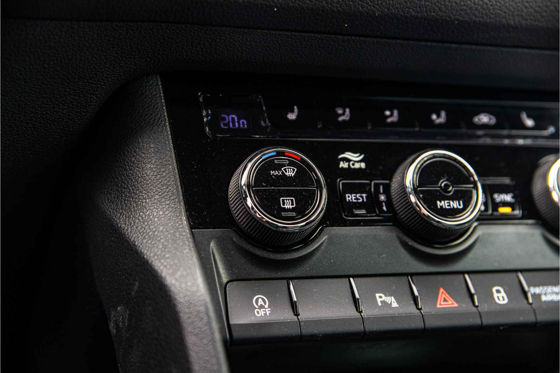 Škoda Kodiaq 1.5TSI 150pk Business Edition Plus | Adaptive cruise control | LED | Stoelverwarming | - 28/37