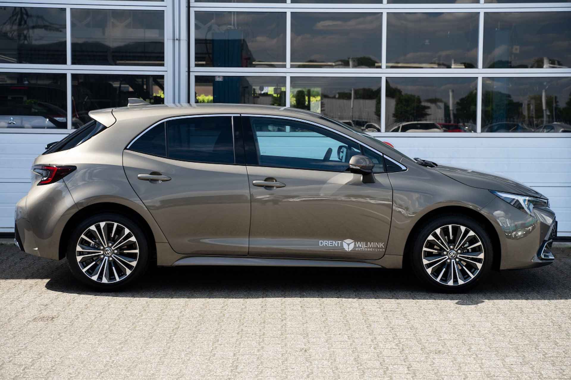 Toyota Corolla 1.8 Hybrid First Edition | Facelift | Nieuw type | Direct leverb - 3/33