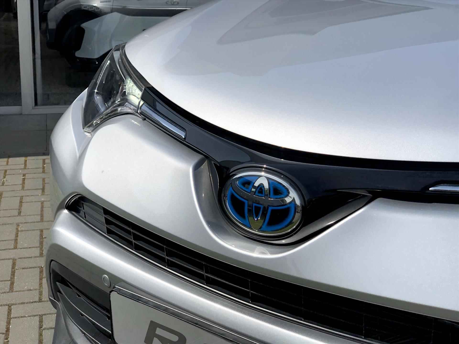 Toyota RAV4 2.5 Hybrid Black Edition | Schuifdak, Trekhaak, Navigatie, Parkeersensoren, Elektrische achterklep, Treeplanken, 18 inch - 15/43