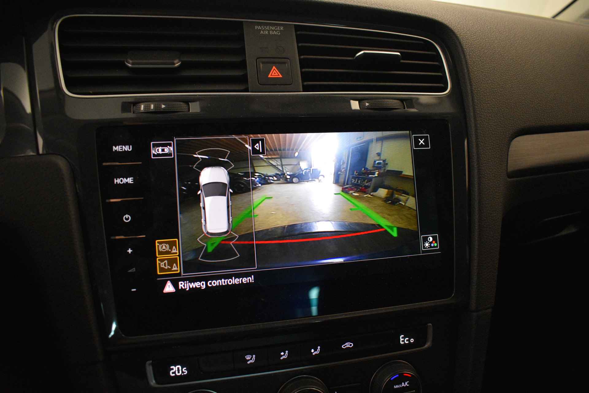 Volkswagen e-Golf Virtual Cockpit Disc Pro Wartepomp Navi Camera Keyles CCS Lader - 3/40