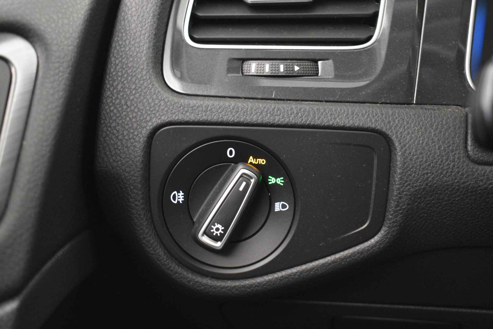 Volkswagen e-Golf Virtual Cockpit Disc Pro Wartepomp Navi Camera Keyles CCS Lader - 20/40