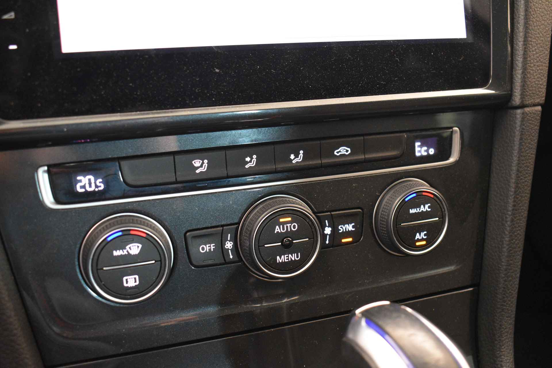 Volkswagen e-Golf Virtual Cockpit Disc Pro Wartepomp Navi Camera Keyles CCS Lader - 28/40