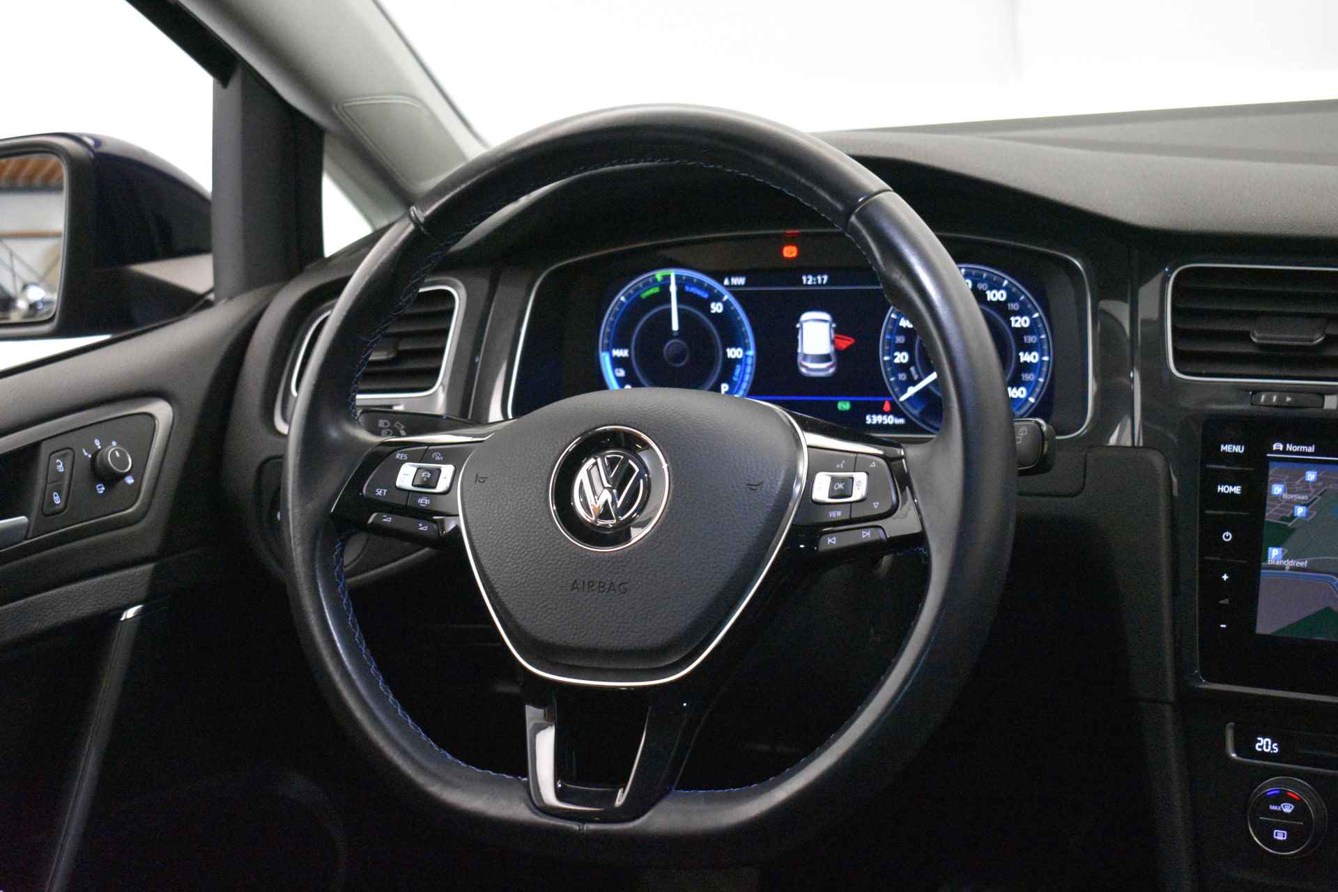 Volkswagen e-Golf Virtual Cockpit Disc Pro Wartepomp Navi Camera Keyles CCS Lader - 35/40