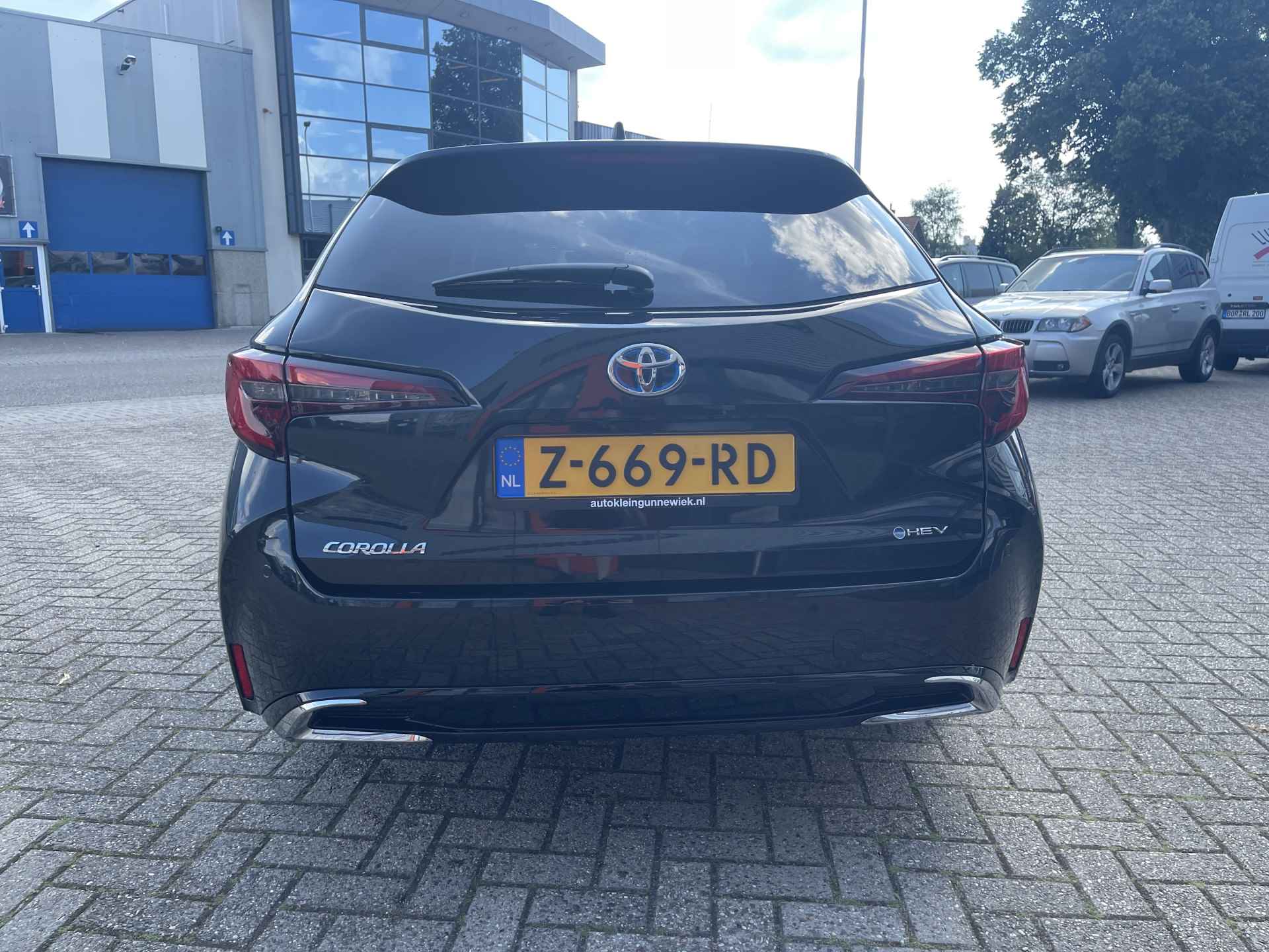 Toyota Corolla Touring Sports Hybrid 140 Dynamic NIEUW MODEL / Apple/Android Carplay / Electr. achterklep / Camera / Draadloos telefoon lader / Led verlichtin - 6/26