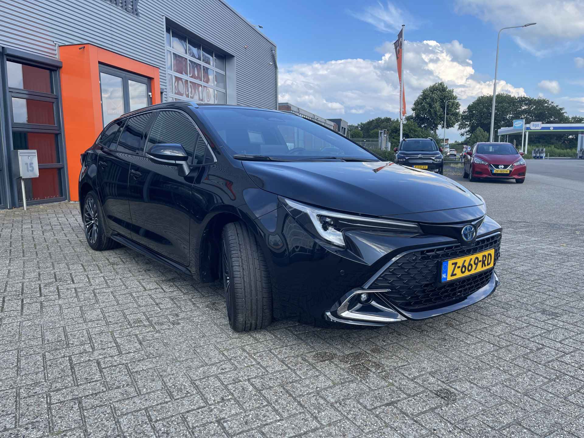 Toyota Corolla Touring Sports Hybrid 140 Dynamic NIEUW MODEL / Apple/Android Carplay / Electr. achterklep / Camera / Draadloos telefoon lader / Led verlichtin - 8/26