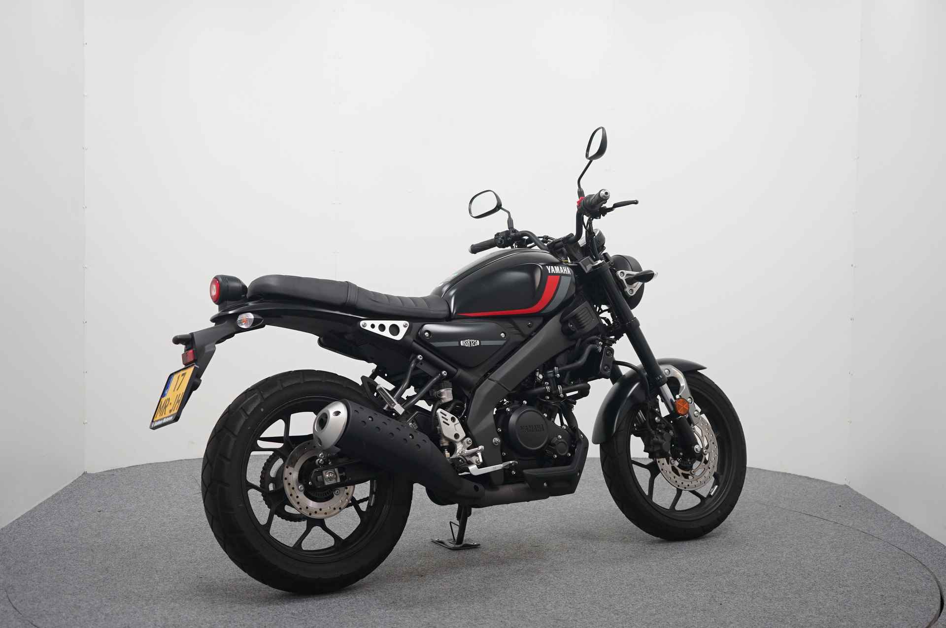 Yamaha XSR 125 ABS: GERESERVEERD RD - 8/14