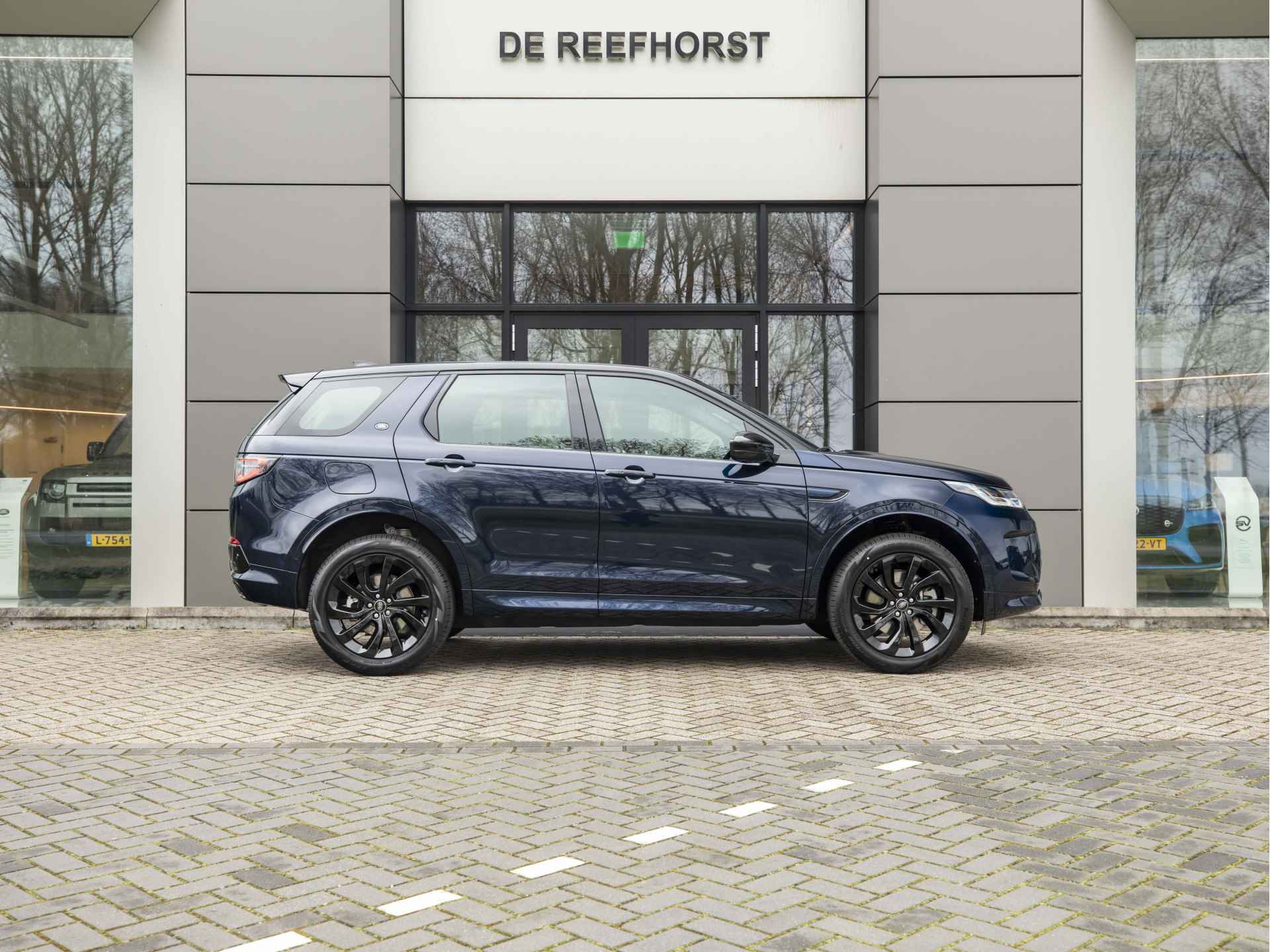 Land Rover Discovery Sport P300e R-Dynamic SE | Elektr. Trekhaak | Panoramadak | - 7/58