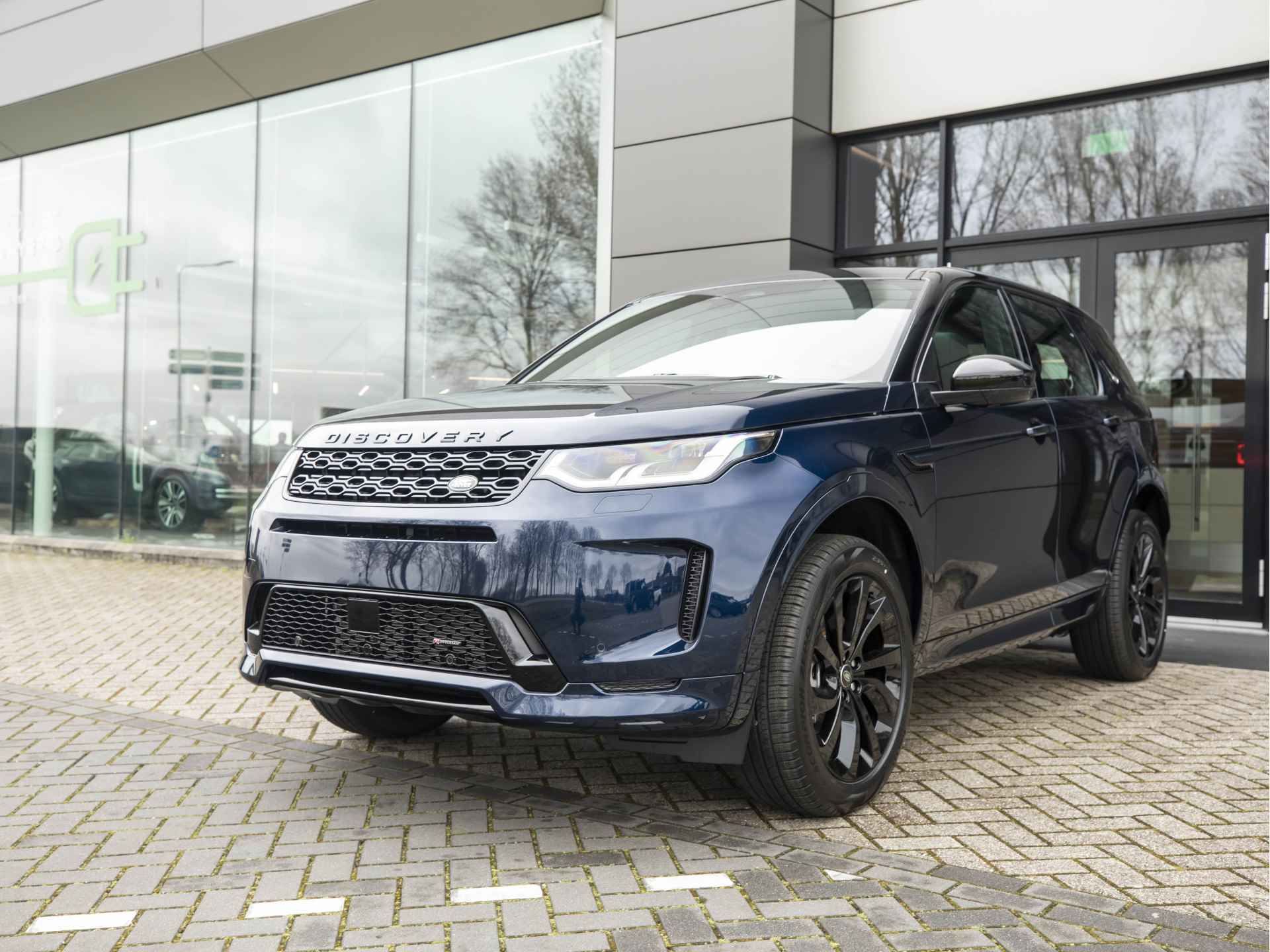 Land Rover Discovery Sport P300e R-Dynamic SE | Elektr. Trekhaak | Panoramadak | - 9/58