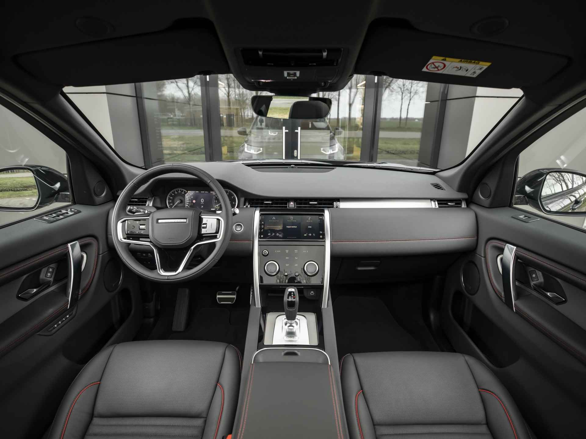 Land Rover Discovery Sport P300e R-Dynamic SE | Elektr. Trekhaak | Panoramadak | - 11/58