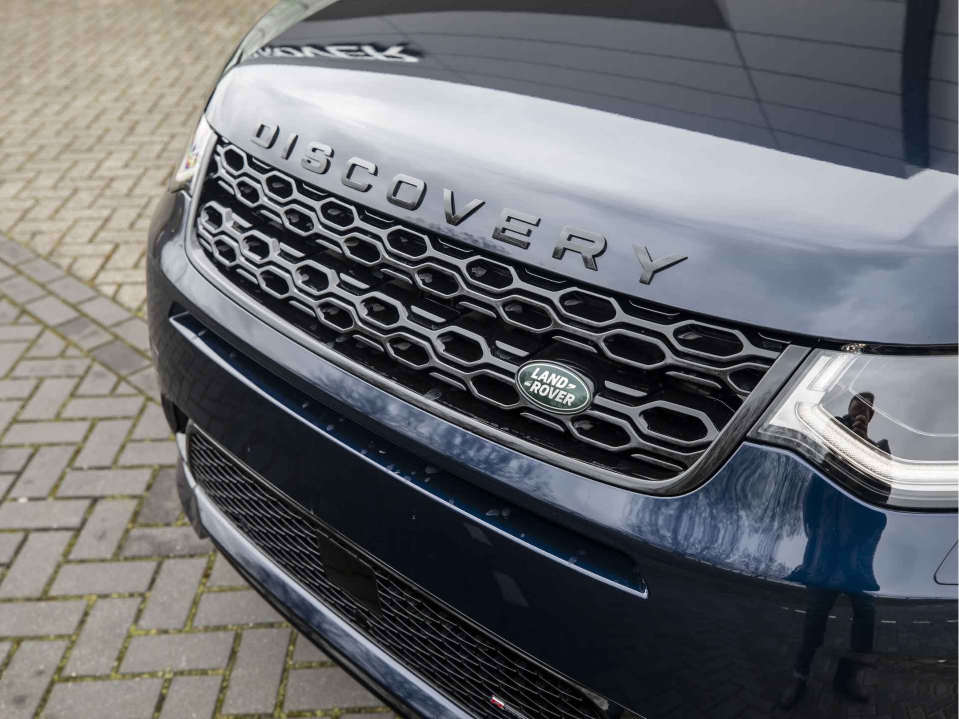 Land Rover Discovery Sport P300e R-Dynamic SE | Elektr. Trekhaak | Panoramadak | - 29/58