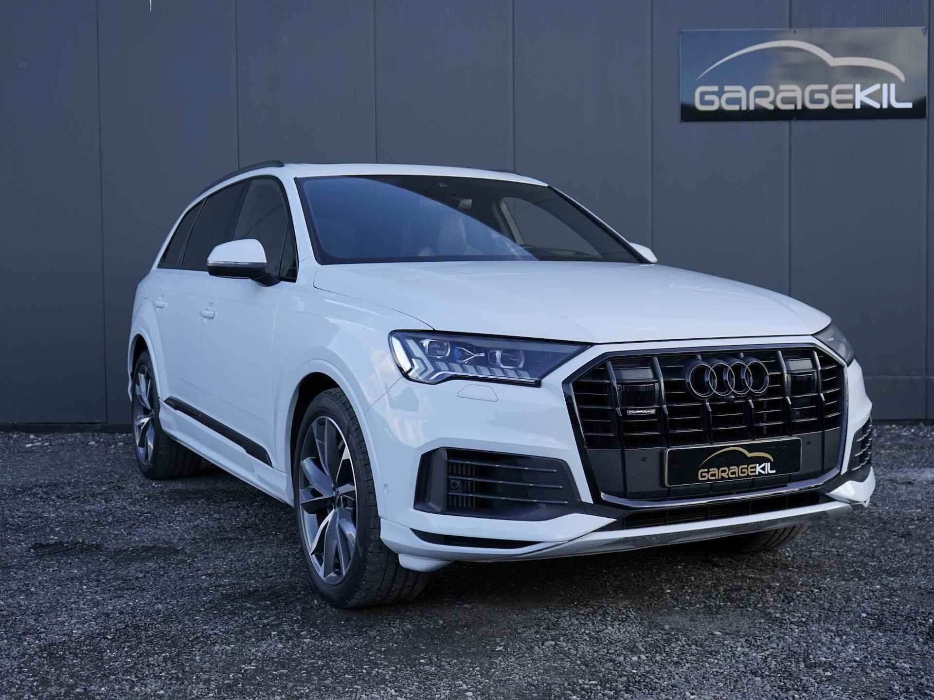 Audi Q7 55 TFSI e quattro Pro Line 5 jaar fabrieksgarantie / B&O / Valcona RS stoelen / Luchtvering / Trekhaak / Laser / Camera / 21' Velgen / Stoel verw & ventilatie / Dealer onderh. / Massage - 5/39