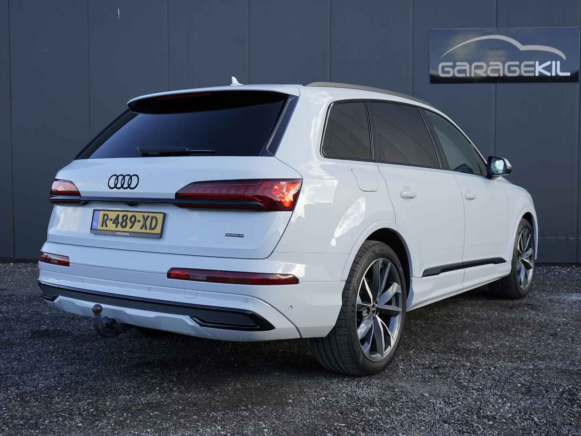 Audi Q7 55 TFSI e quattro Pro Line 5 jaar fabrieksgarantie / B&O / Valcona RS stoelen / Luchtvering / Trekhaak / Laser / Camera / 21' Velgen / Stoel verw & ventilatie / Dealer onderh. / Massage - 9/39