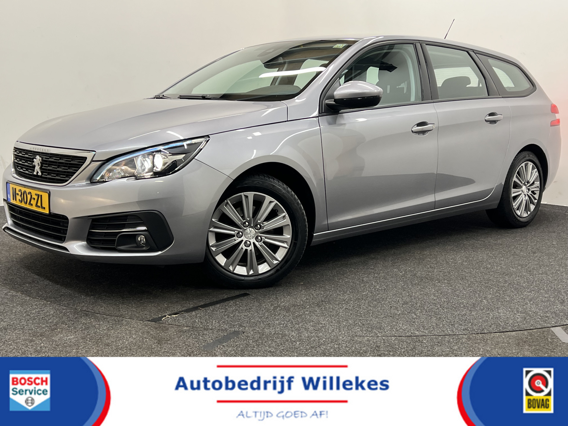 Peugeot 308 SW 1.2 PureTech Blue Lease Allure | NAVIGATIE | TREKHAAK | STOELVERWARMING | CAMERA |