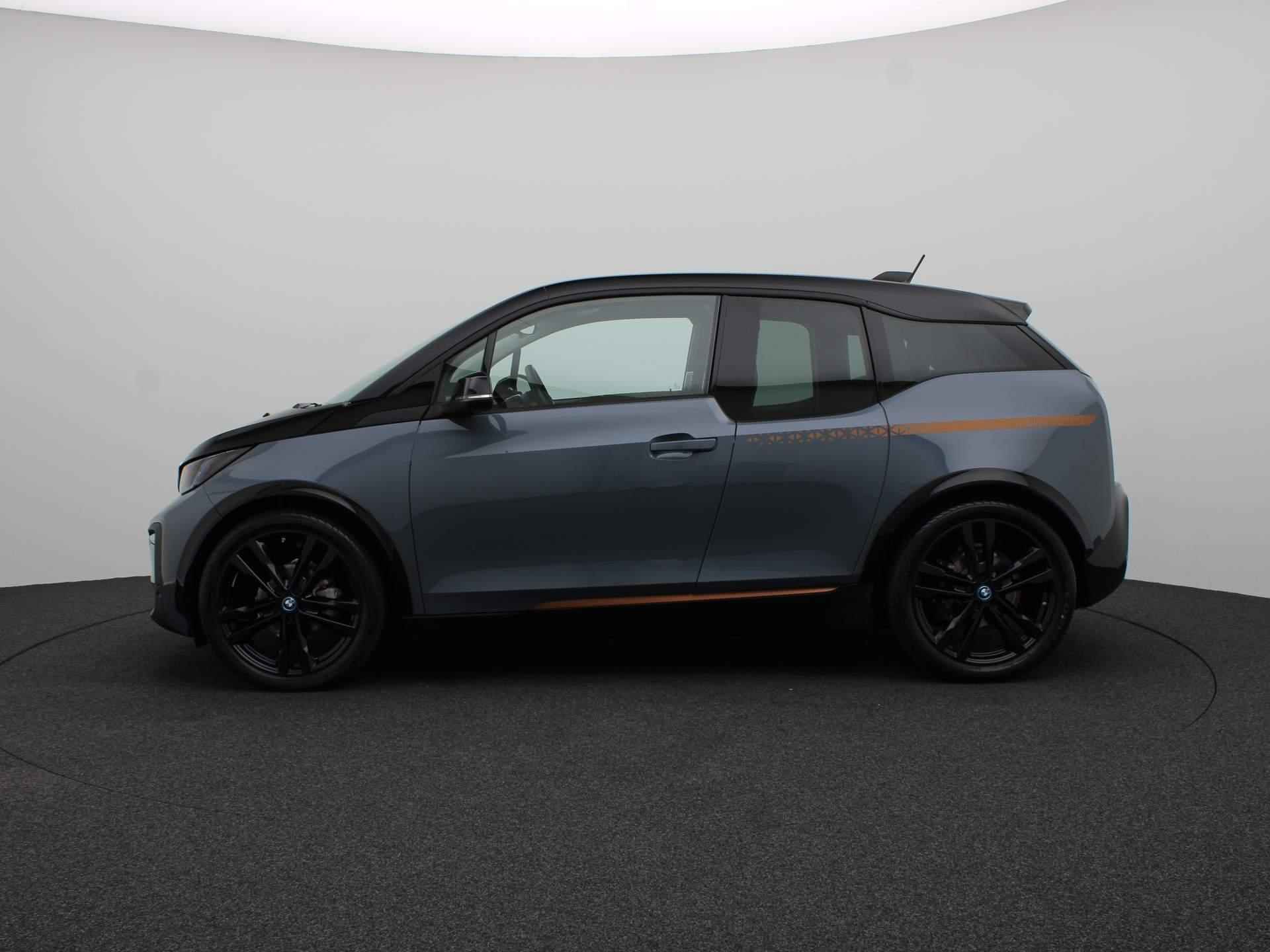 BMW i3 120Ah Unique Forever Edition | Sportpakket | Leder Vernasca Dark Truffle | Achteruitrijcamera | Warmtepomp | 20" - 4/24