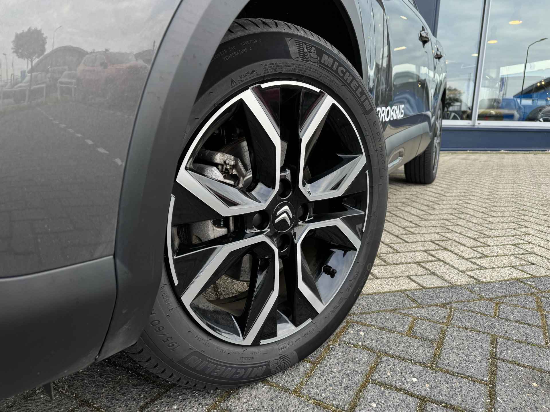 Citroën Ë-C4 X Feel 50 kWh | €2.000SEPP | Carplay | Climate | Sensoren achter | Cruise Control | LED - 4/32