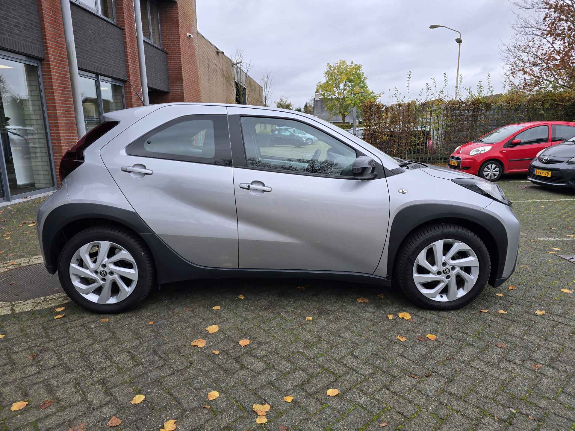 Toyota Aygo X 1.0 VVT-i S-CVT first,Camera,Climatronic,1 jaar garantie - 8/23