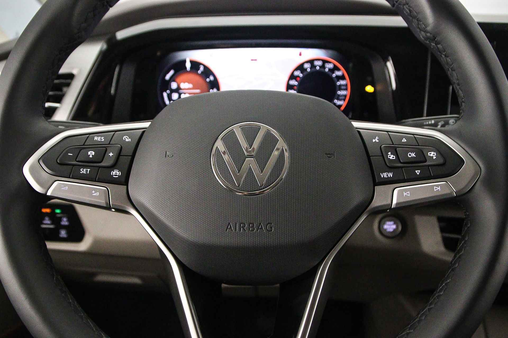 Volkswagen Multivan Edition 1.4 Plug-in Hybride L2H1 Elektrisch verstelbare voorstoelen | Navigatie | IQ-light - 15/57