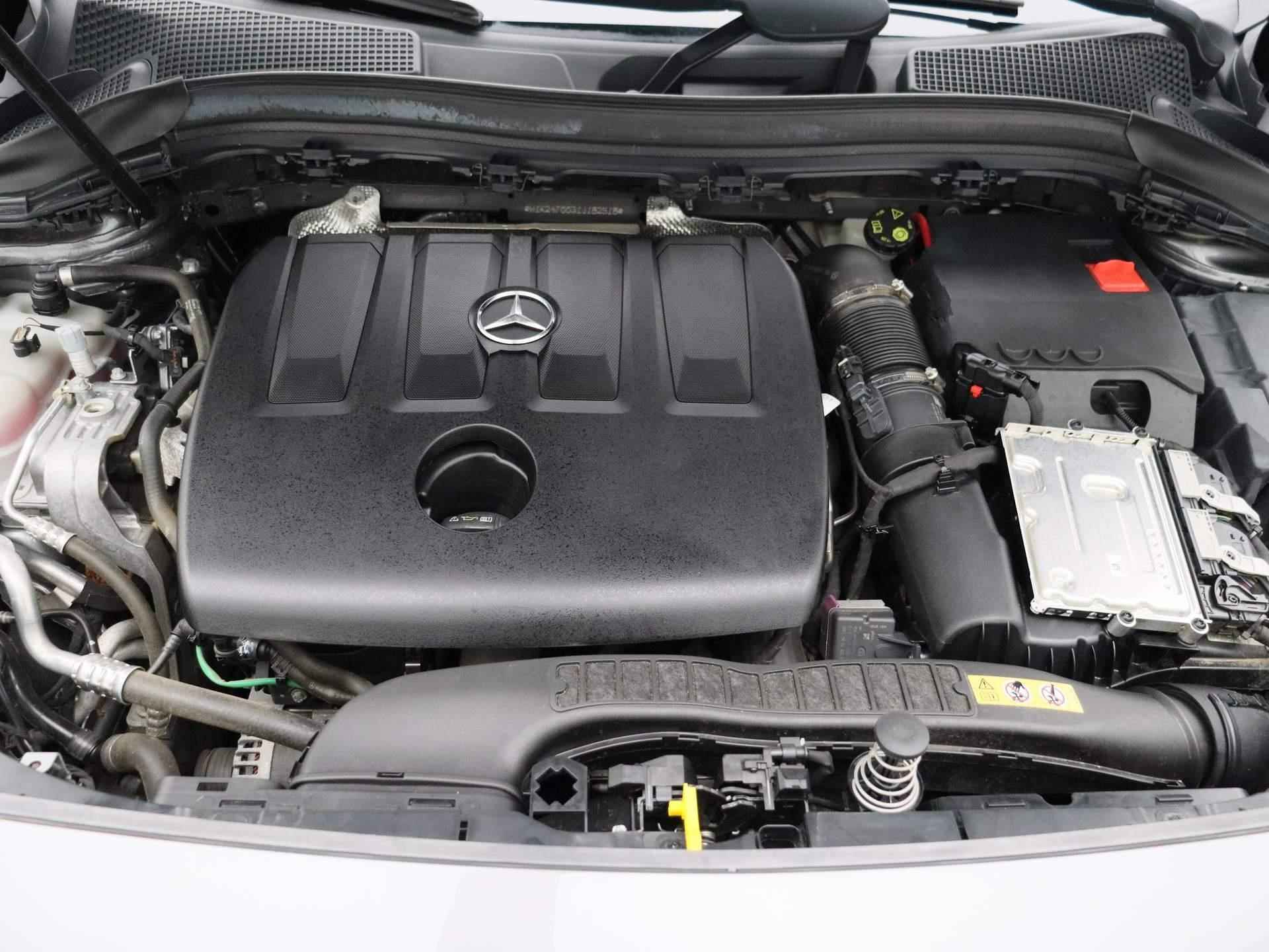 Mercedes-Benz B-klasse 180d Advantage | Navi | Cruise | PDC V+A | Keyless | Camera | Comfortstoelen | Style-pakket | - 38/41