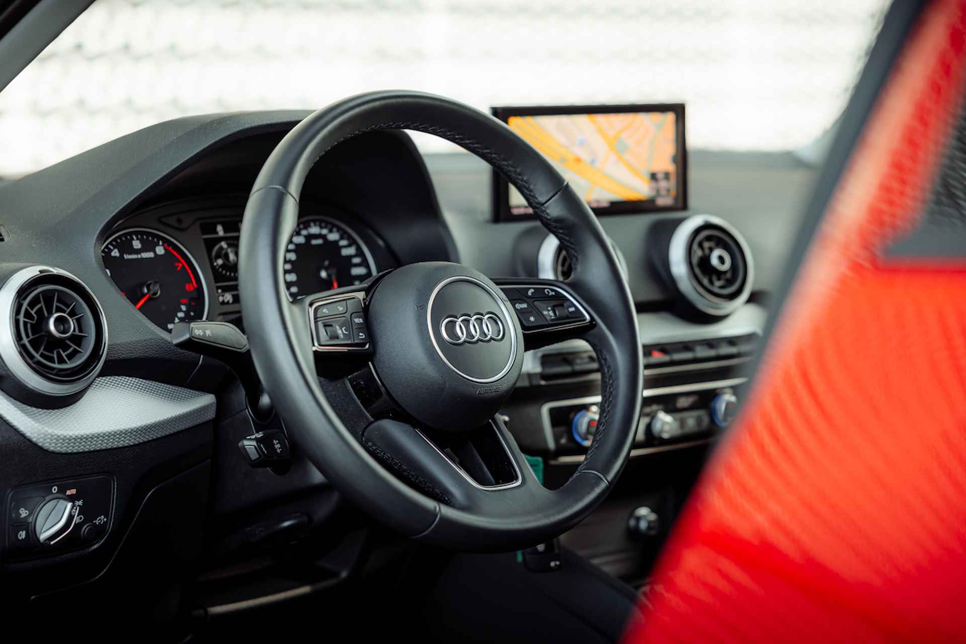 Audi Q2 35 TFSI 150pk s-tronic Advanced | MMI navigatie | Audi Smartphone Interface | Stoelverwarming | Audi Sound - 21/32