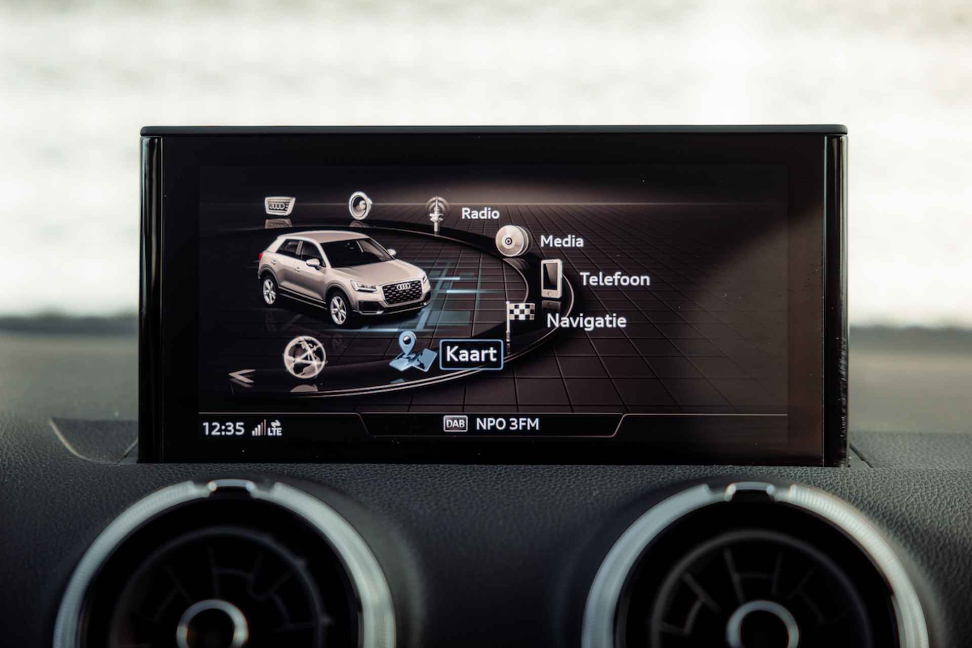 Audi Q2 35 TFSI 150pk s-tronic Advanced | MMI navigatie | Audi Smartphone Interface | Stoelverwarming | Audi Sound - 32/32