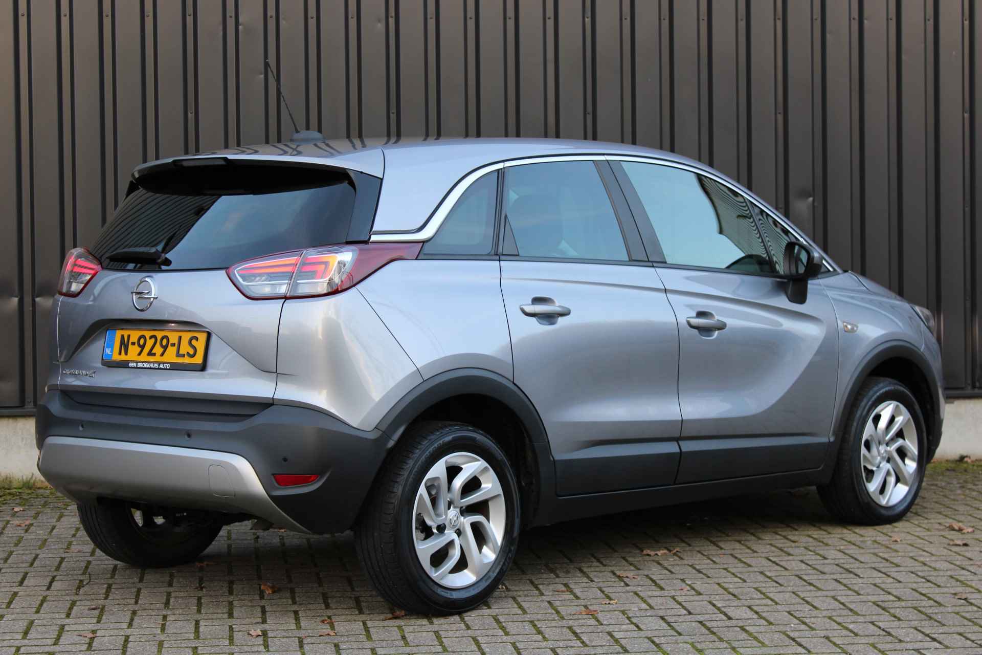 Opel Crossland X 1.2 Turbo Innovation / Parkeer sensoren / Climate Control / Carplay / 16'' LMV / Cruise Control / '' vraag een vrijblijvende offerte aan '' - 4/29