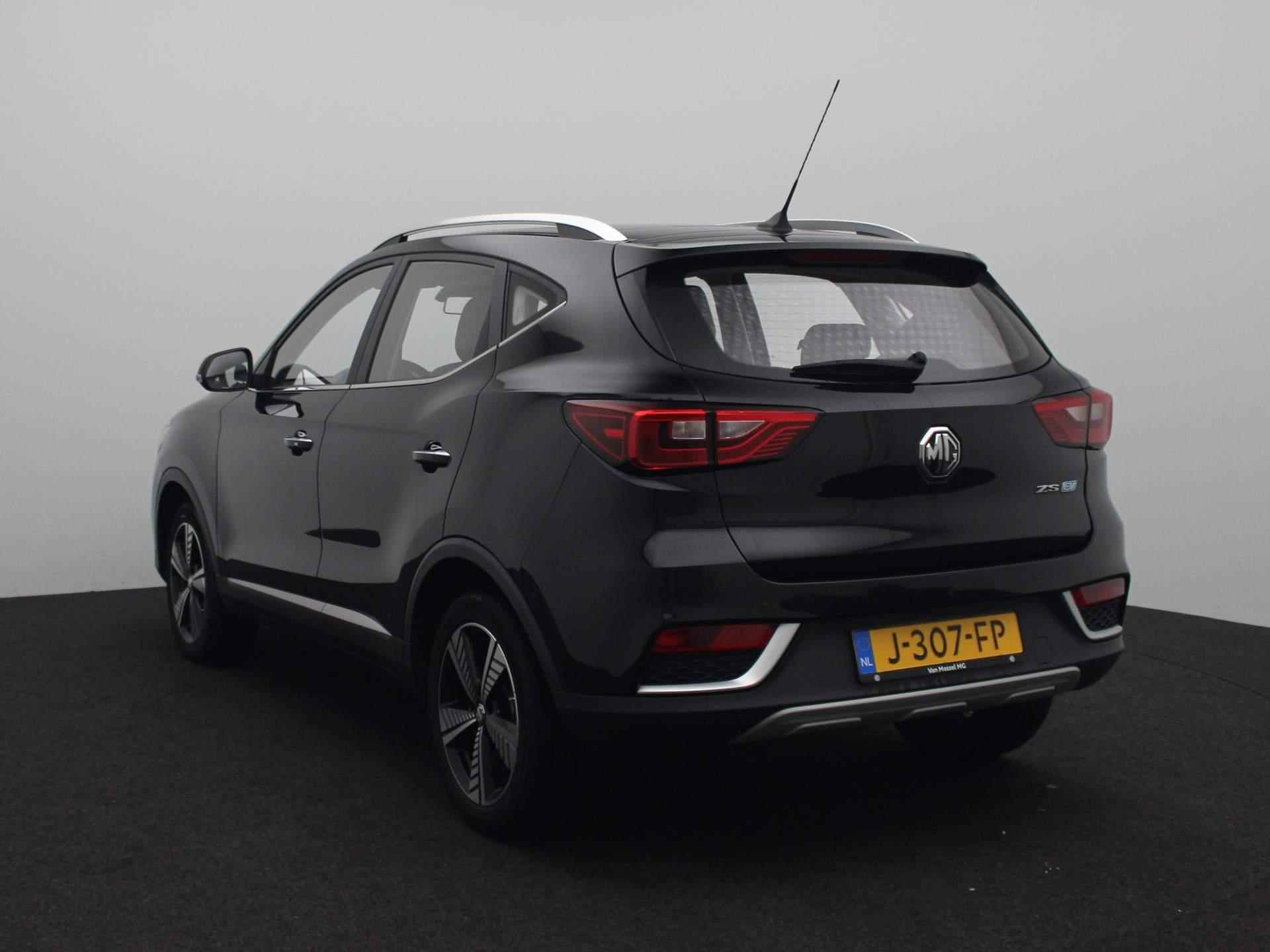 MG ZS EV Luxury 45 kWh | Navigatie | Panoramadak | Leder | Camera | Apple CarPlay | - 2/25