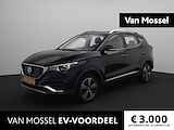 MG ZS EV Luxury 45 kWh | Navigatie | Panoramadak | Leder | Camera | Apple CarPlay |