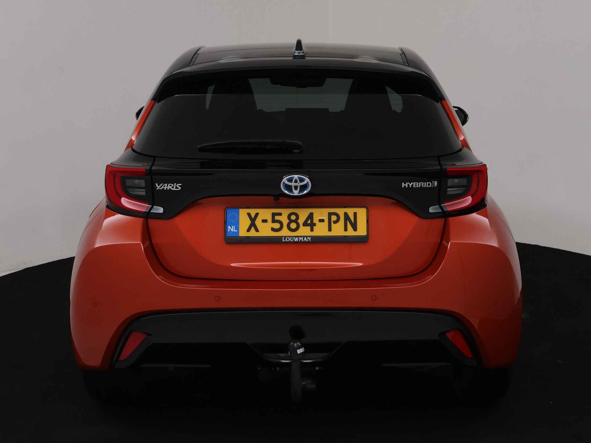 Toyota Yaris 1.5 Hybrid Executive Premium Pack | JBL | Panoramadak | Stuur-/Stoelverwarming | Afneembare Trekhaak | Head-up Display | Parkeersensoren | - 30/41