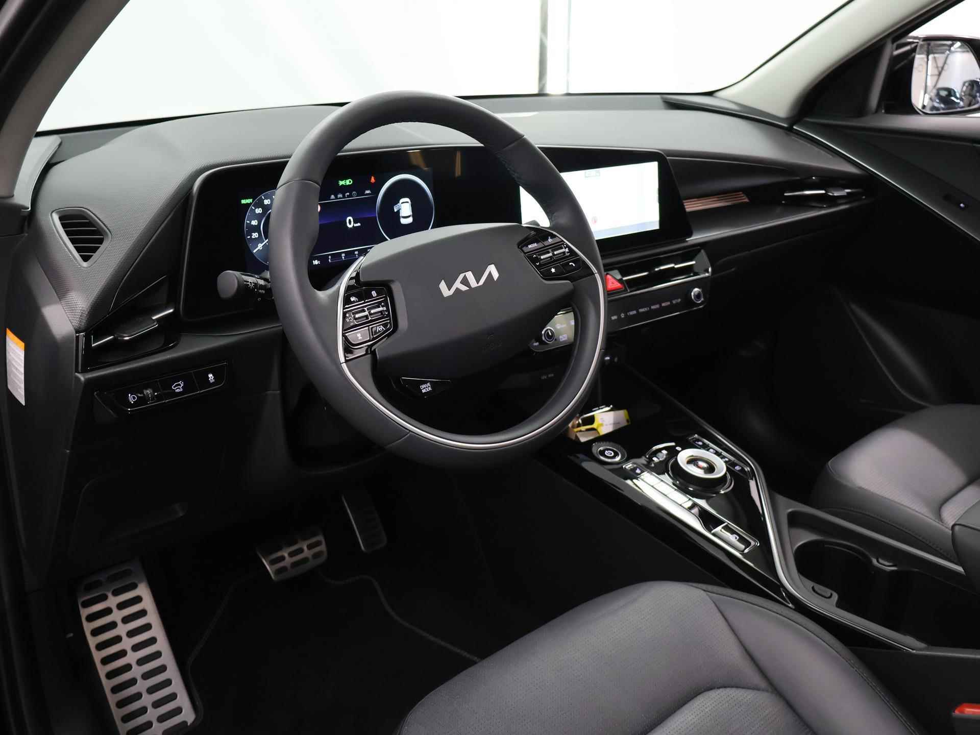 Kia Niro EV ExecutiveLine 64.8 kWh | Navigatie | Dodehoekdetectie | Stoelverwarming | Parkeercamera - 8/40