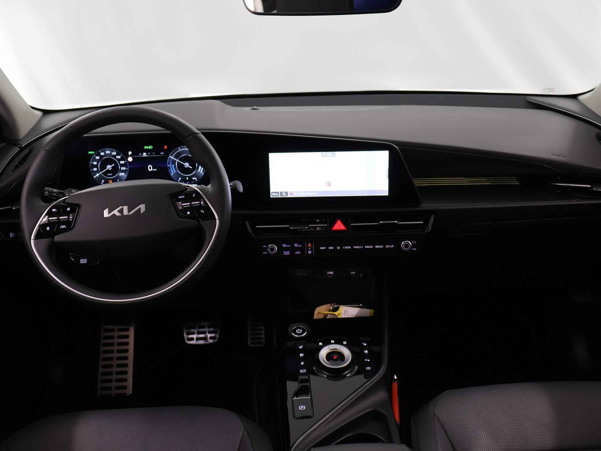 Kia Niro EV ExecutiveLine 64.8 kWh | Navigatie | Dodehoekdetectie | Stoelverwarming | Parkeercamera - 9/40